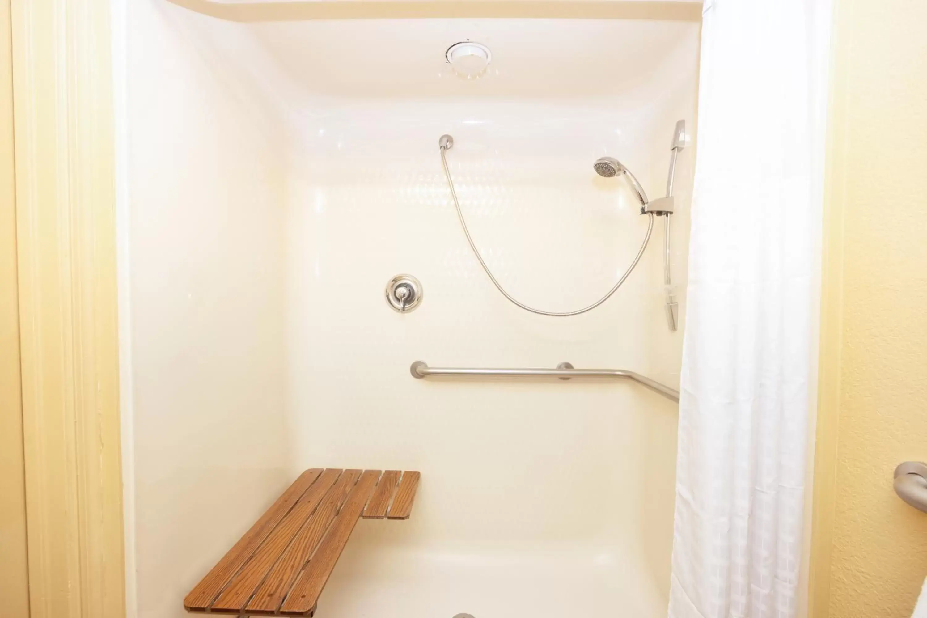 Bathroom in Admiral Suites - Annapolis