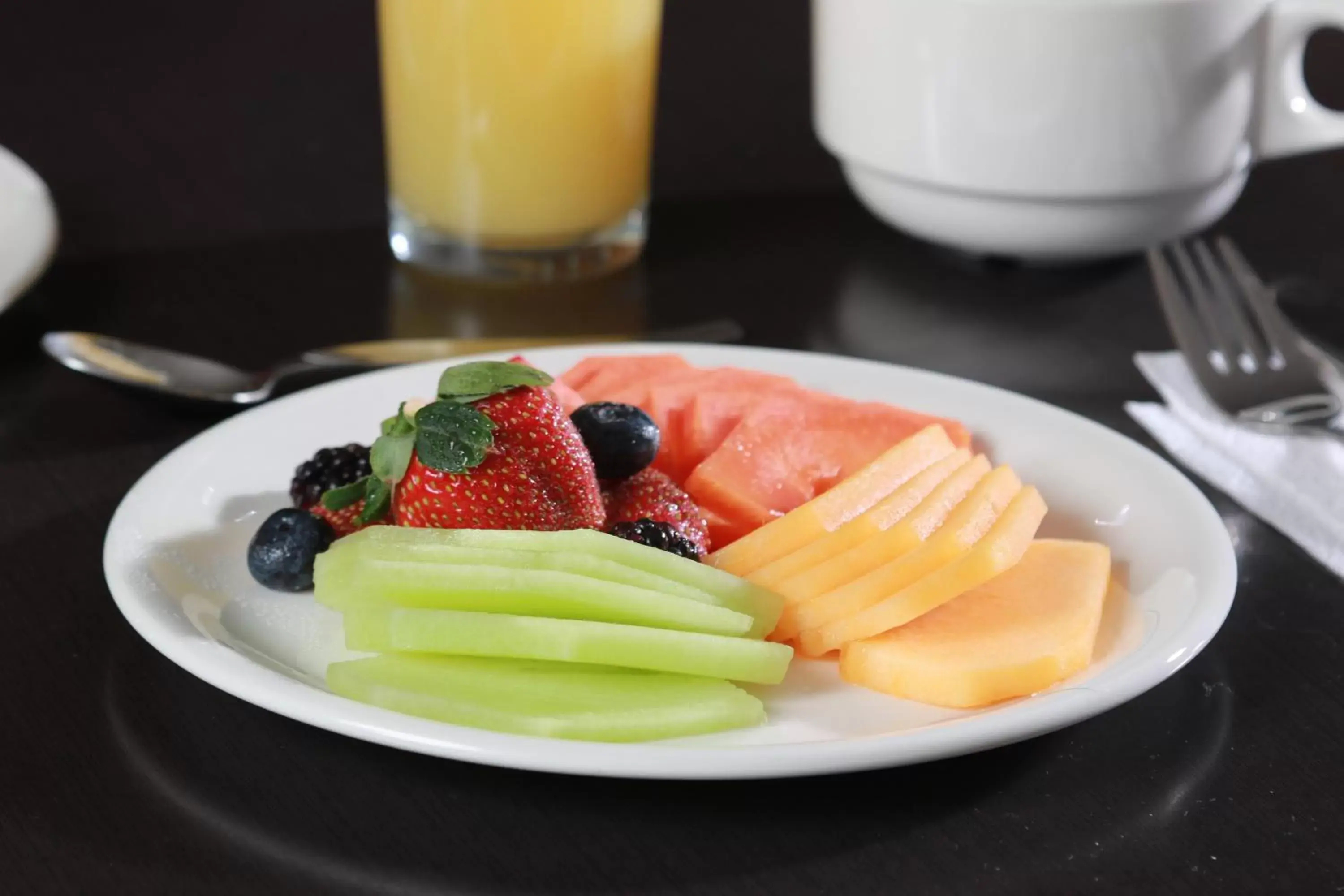 Restaurant/places to eat in Staybridge Suites Guadalajara Expo by IHG Restaurant/places to eat in Staybridge Suites Guadalajara Expo by IHG