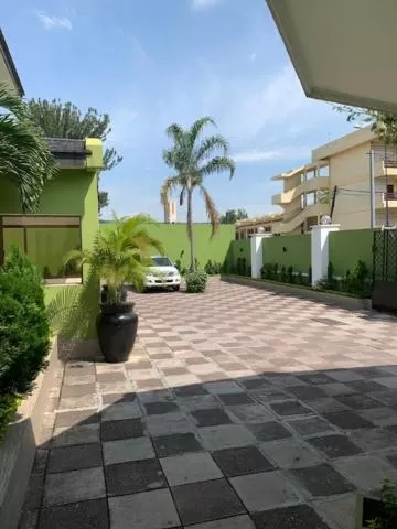 Property building in class hotel