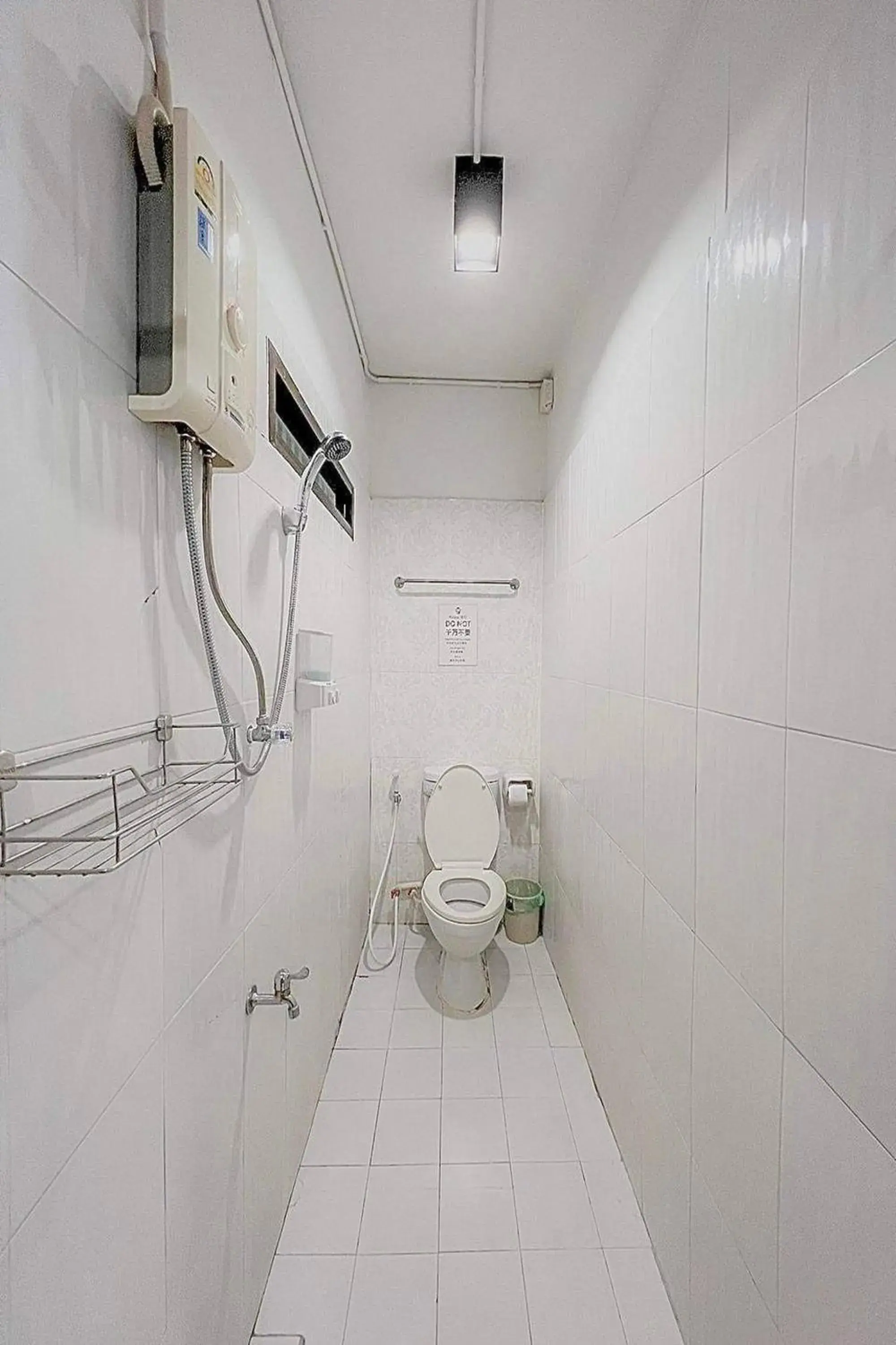 Bathroom in Vestique hostel