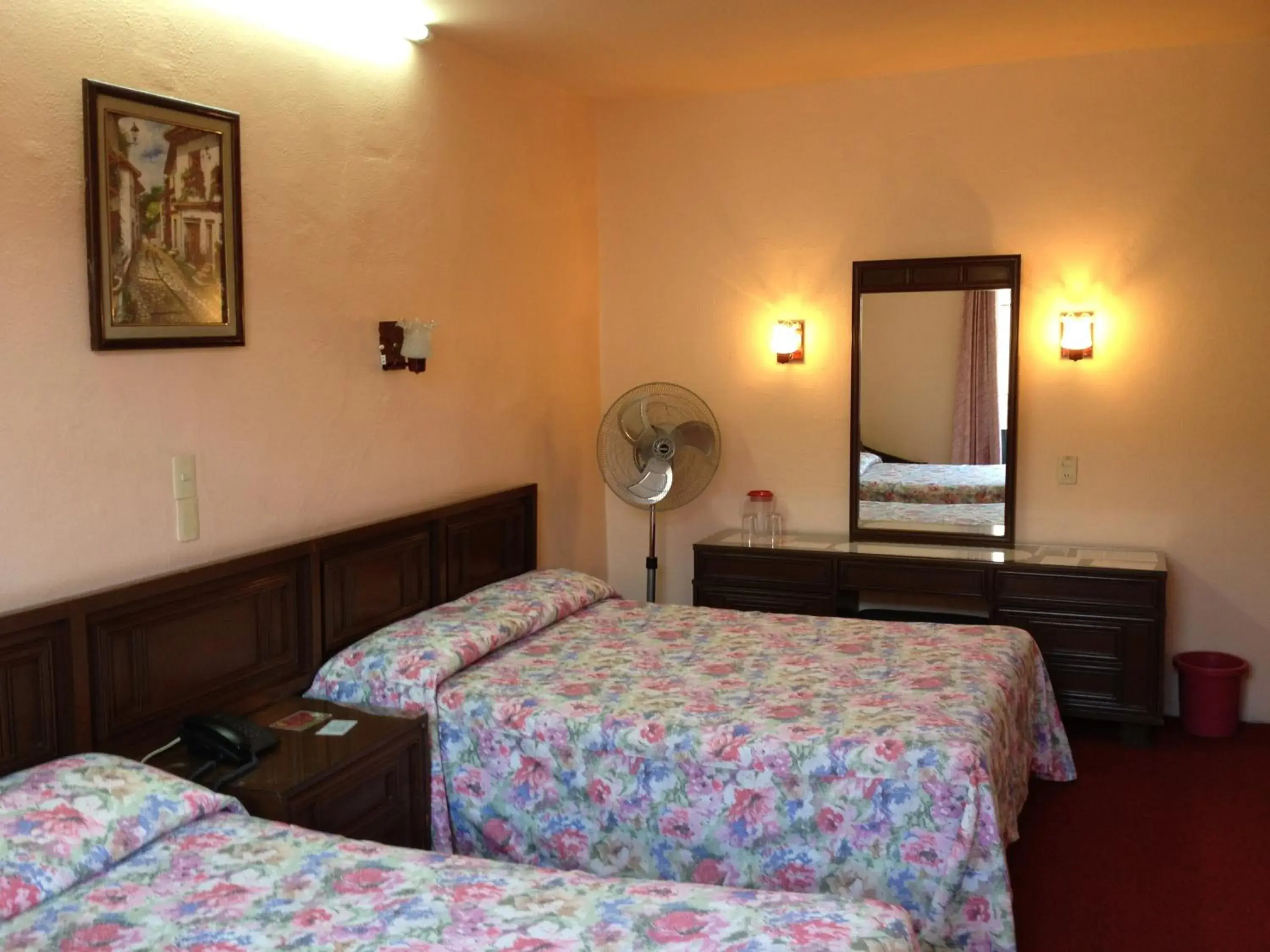 Bedroom, Bed in Hotel Gomez de Celaya