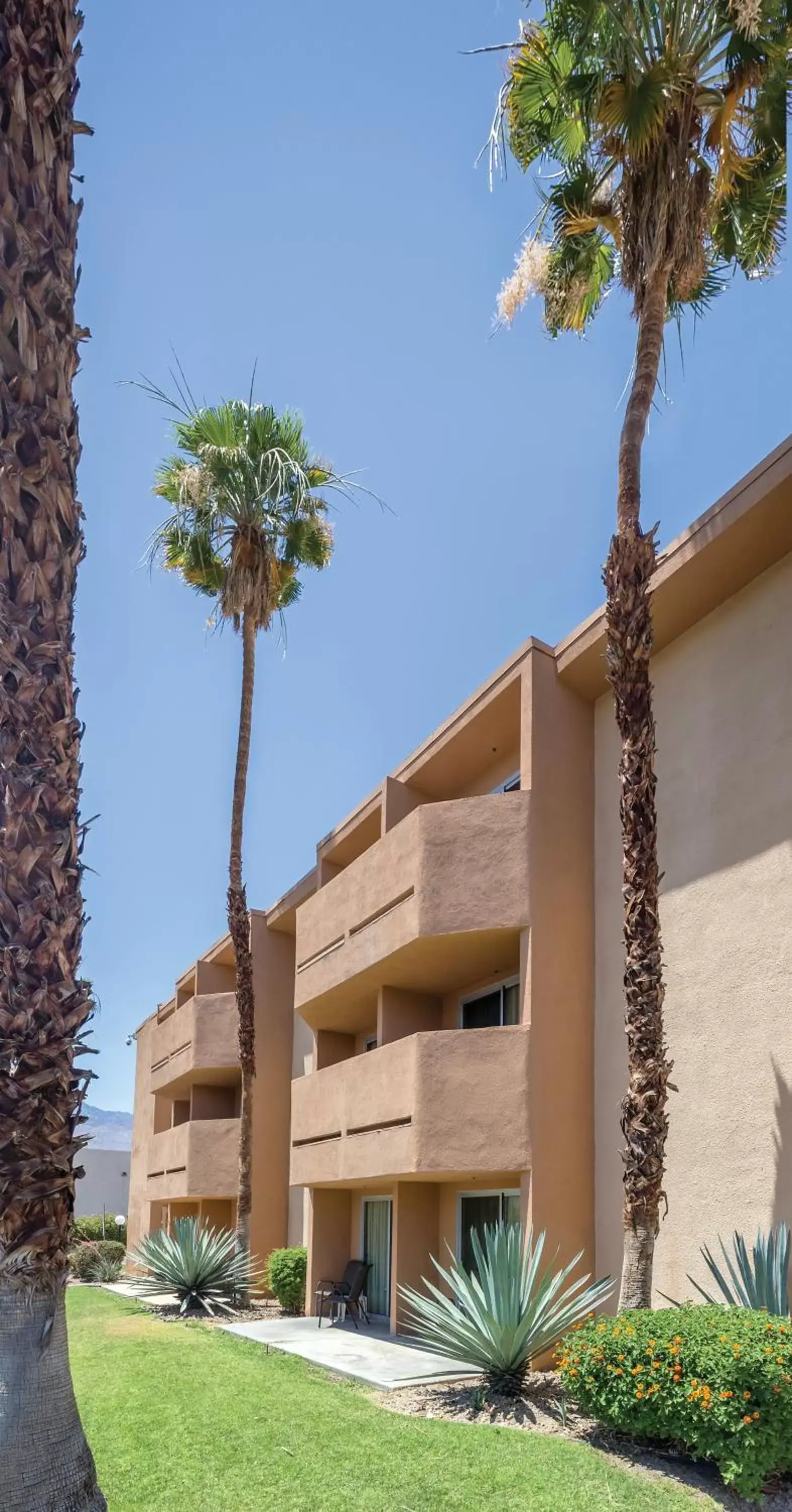 Other, Property Building in WorldMark Palm Springs - Plaza Resort and Spa