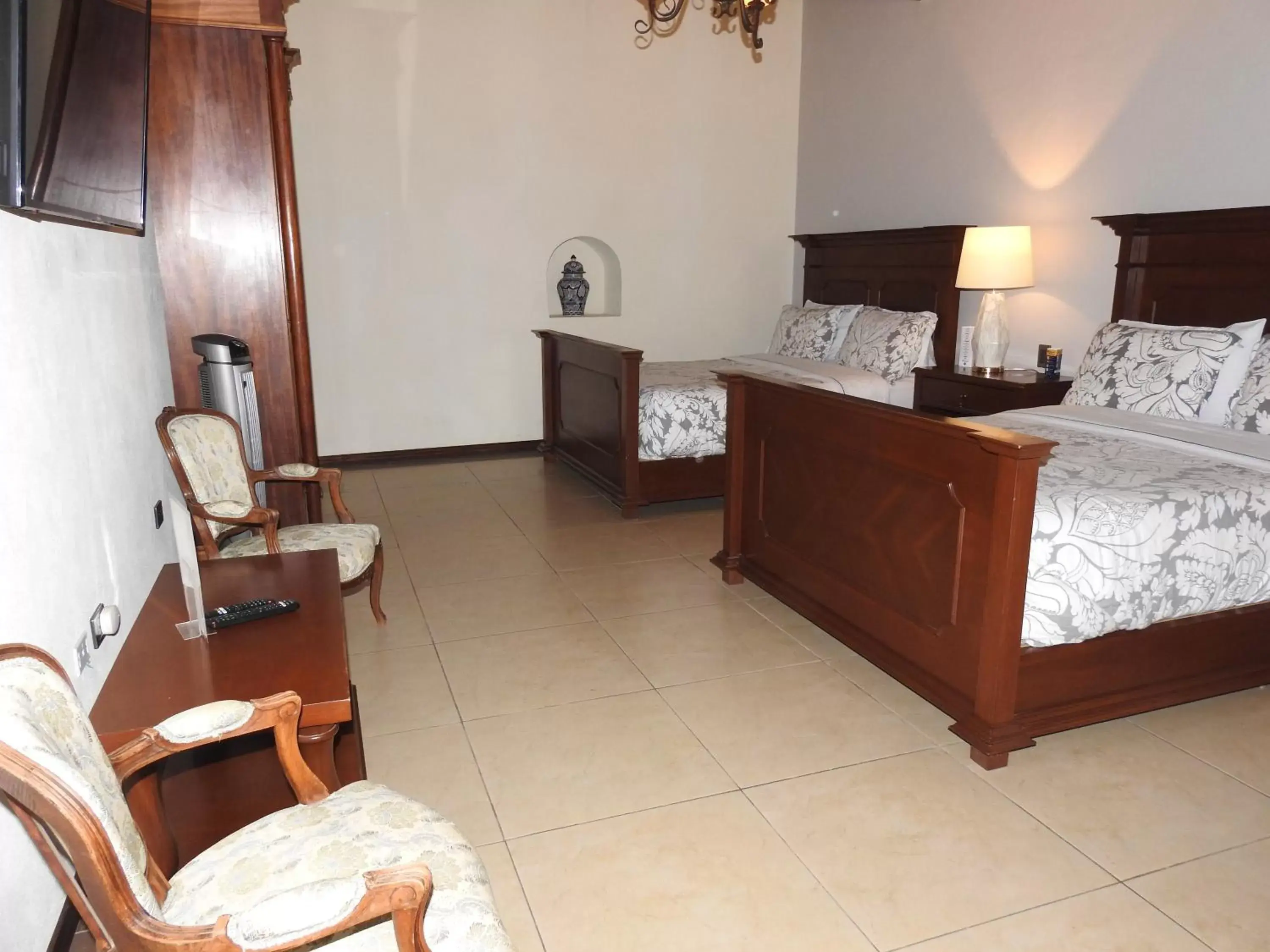 Bed in Hotel Marqués del Ángel