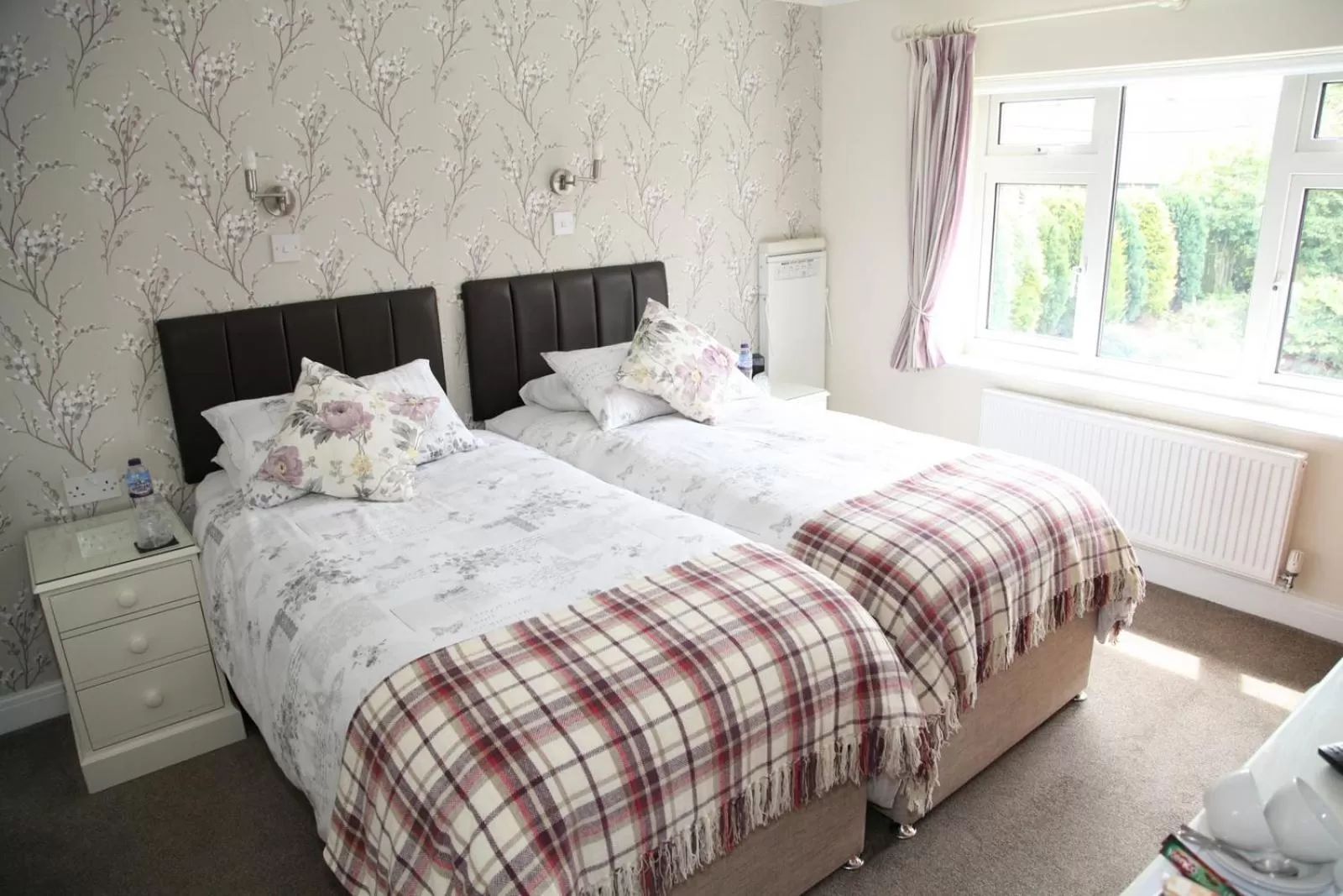 Bedroom, Bed in The Hinton Guest House