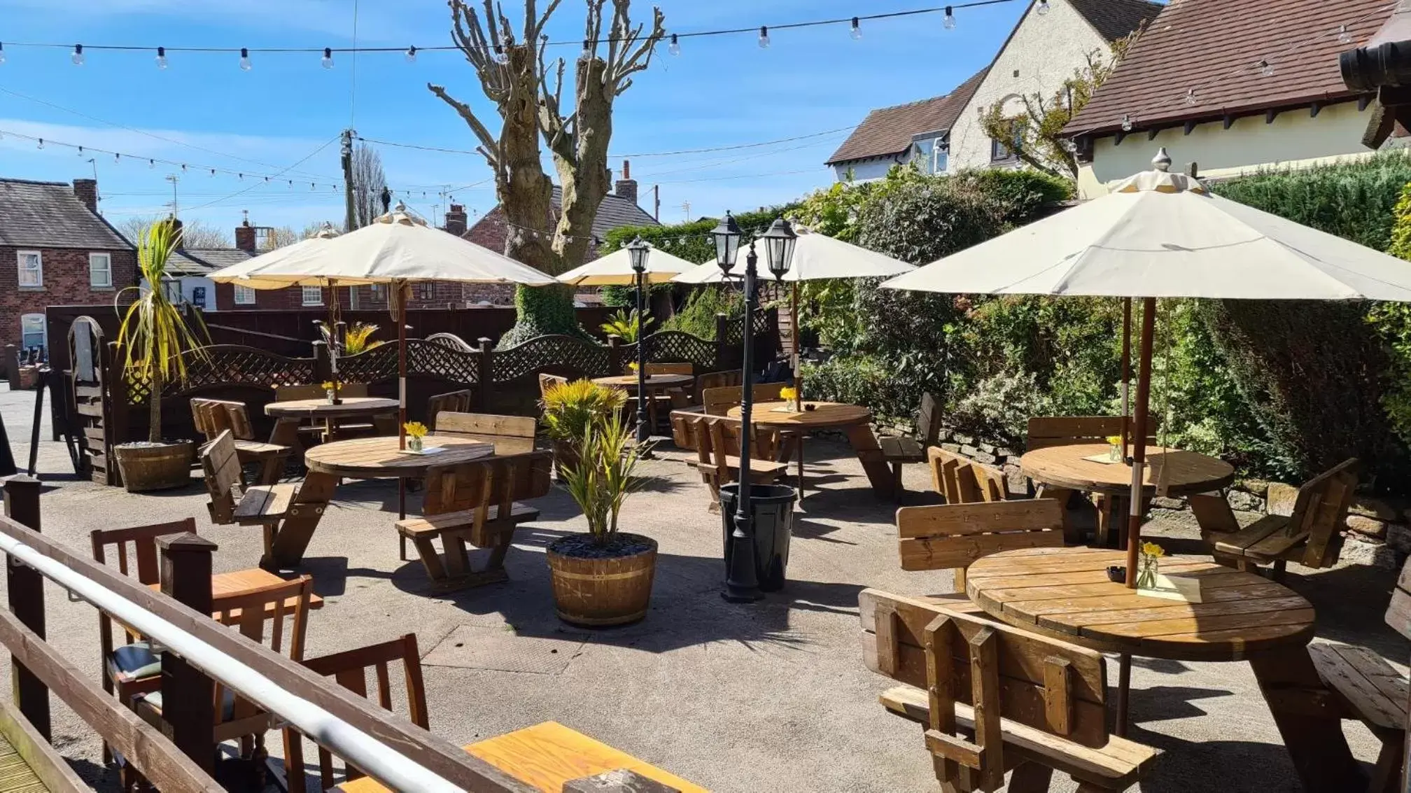 Garden, Restaurant/Places to Eat in The Foresters Arms