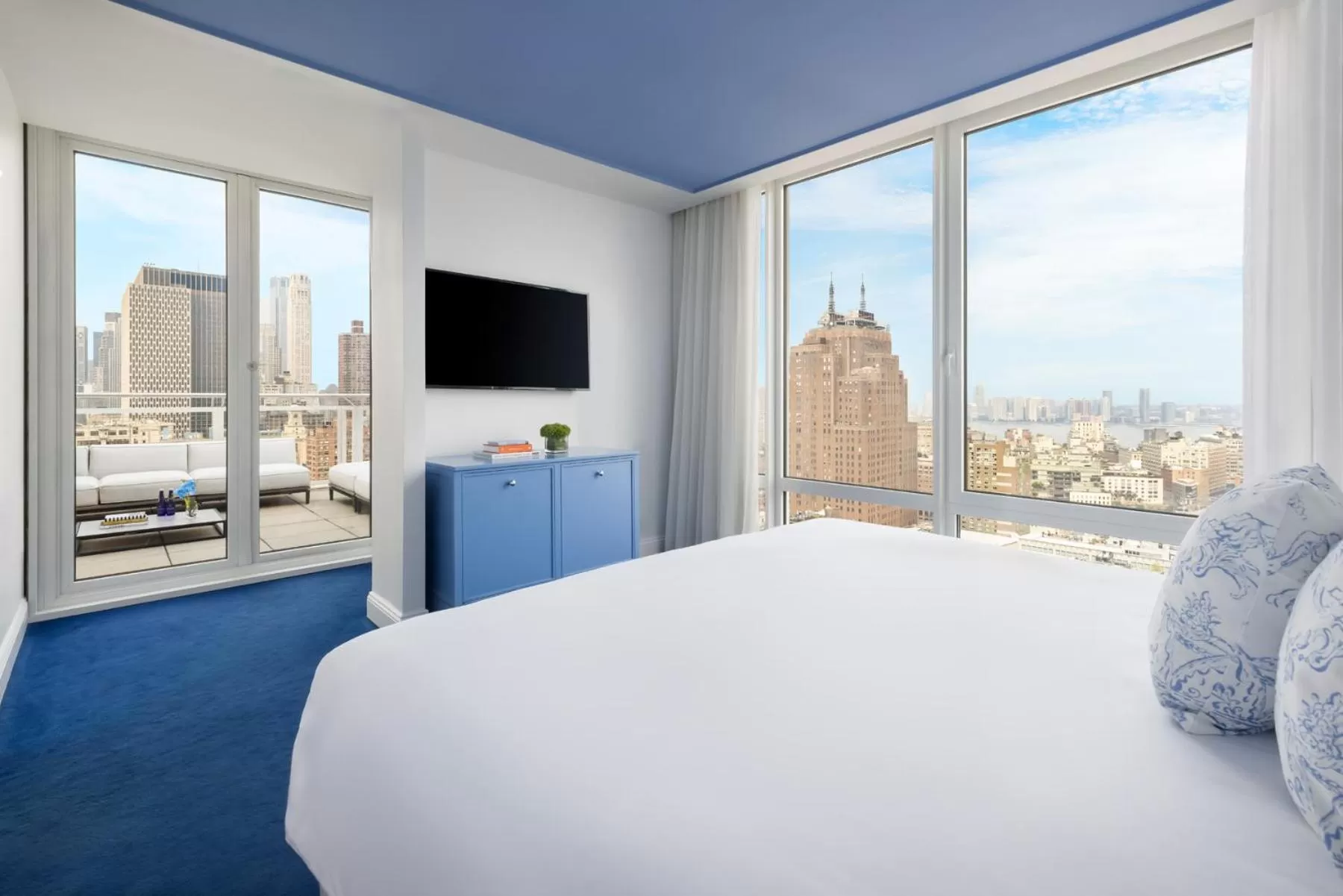 Bedroom, Bed in NoMo SoHo