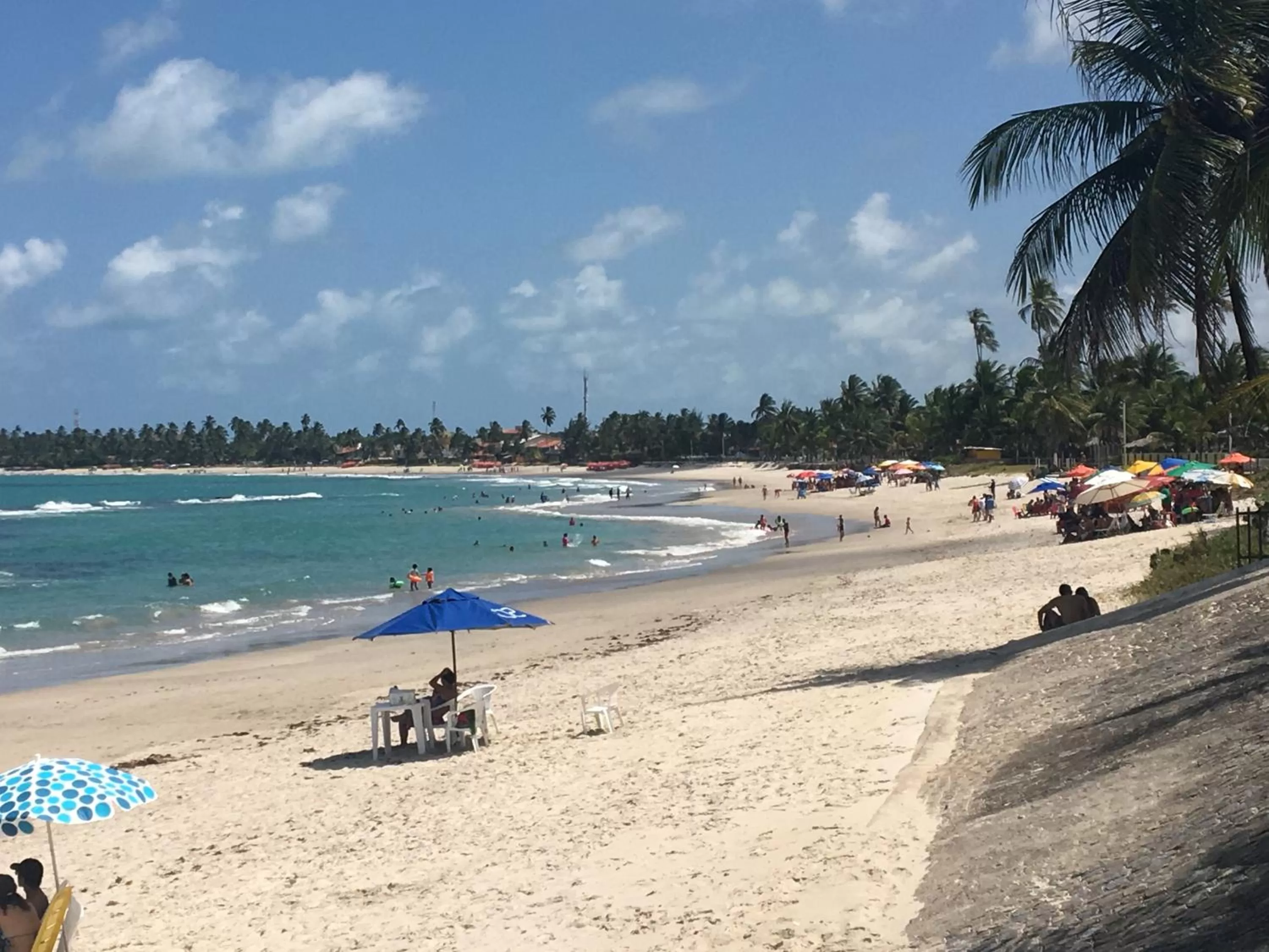 Beach in Praia dos Carneiros apart beira-mar