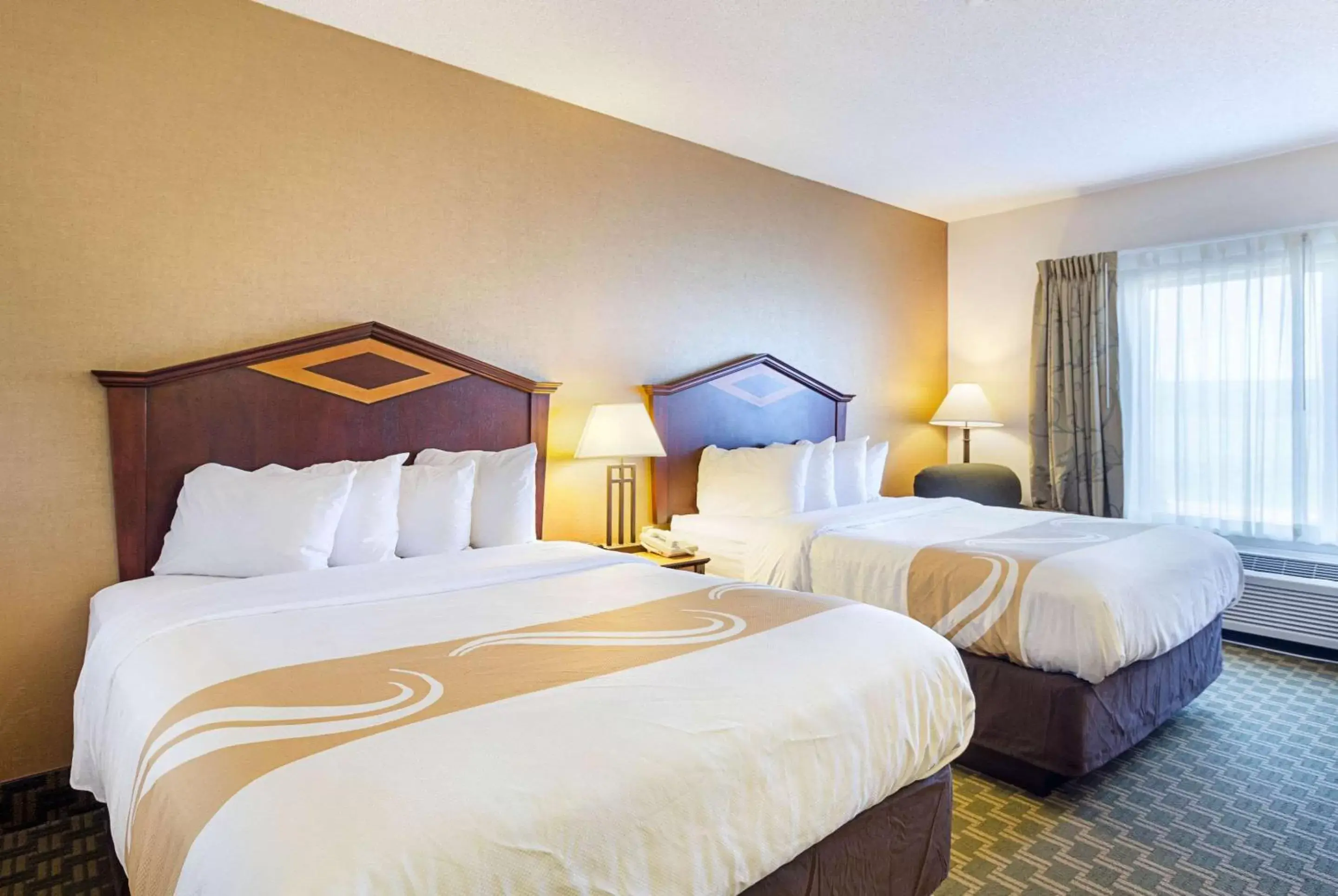 Photo of the whole room, Bed in Quality Inn Fairmont Photo of the whole room, Bed in Quality Inn Fairmont