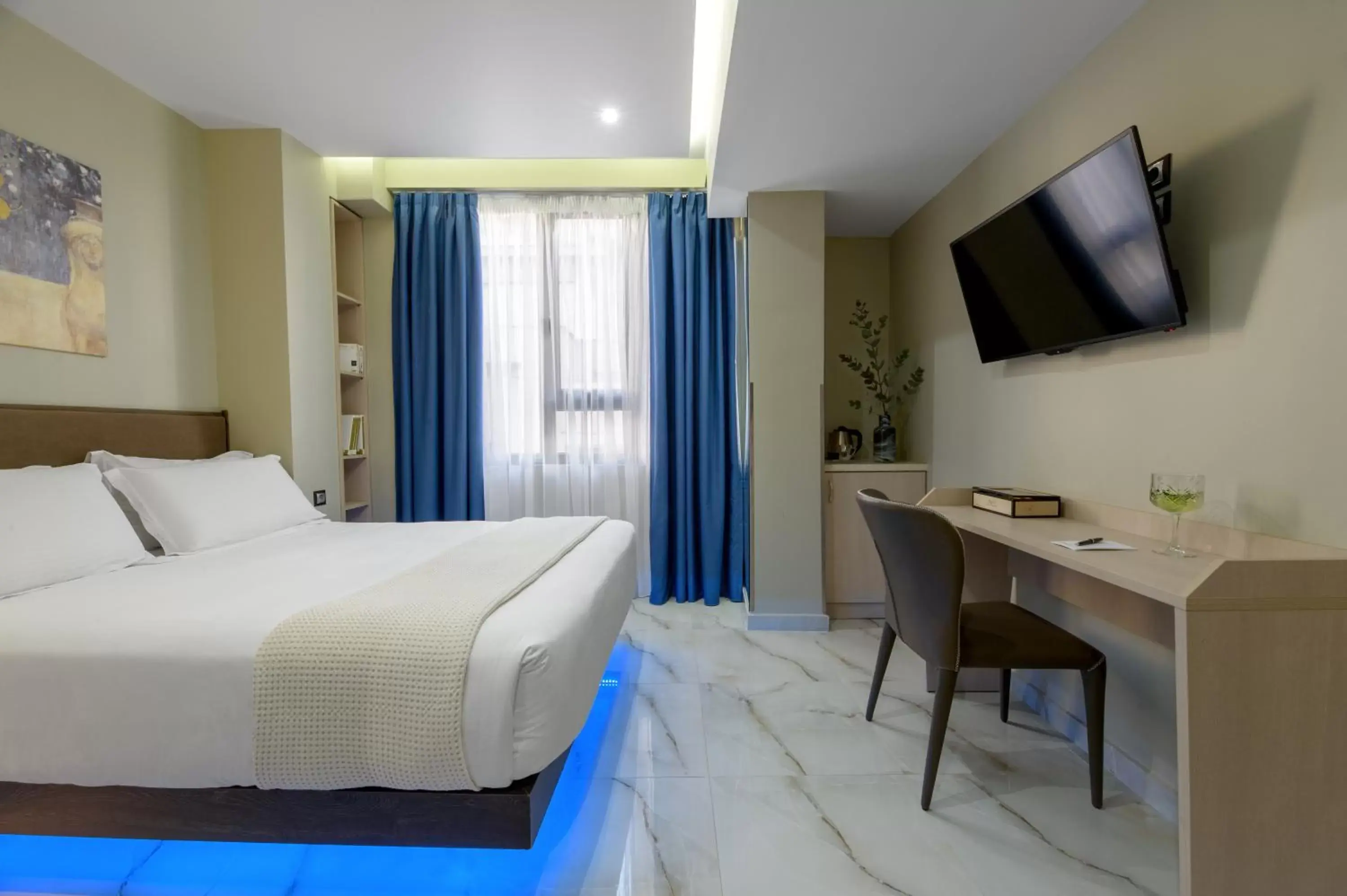 Double Room in Athens Starlight Hotel