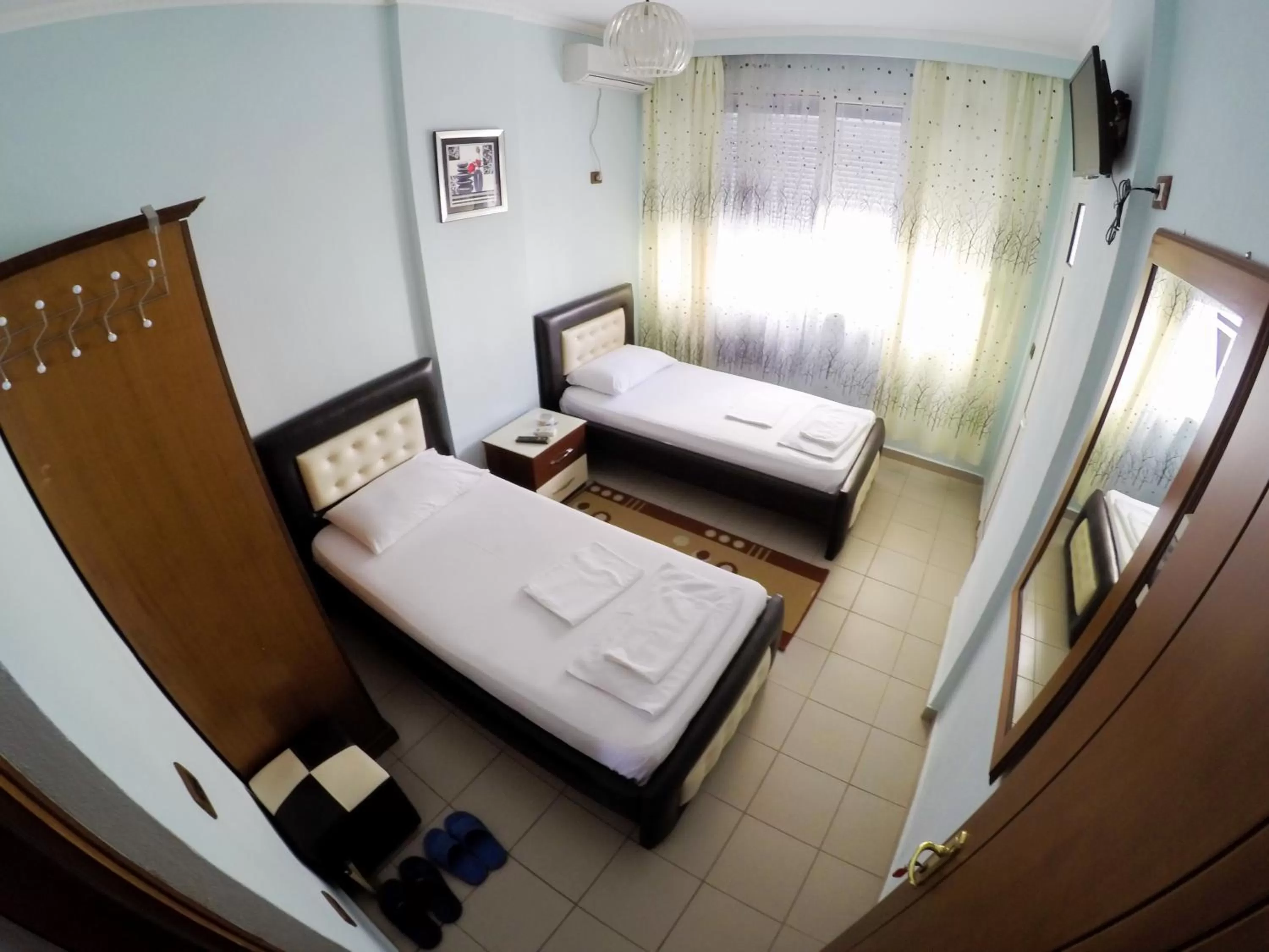 Photo of the whole room in Hotel Freskia