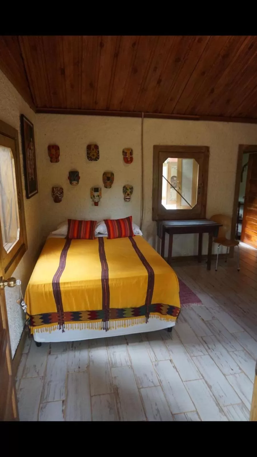 Bedroom, Bed in Pine Ridge Lodge
