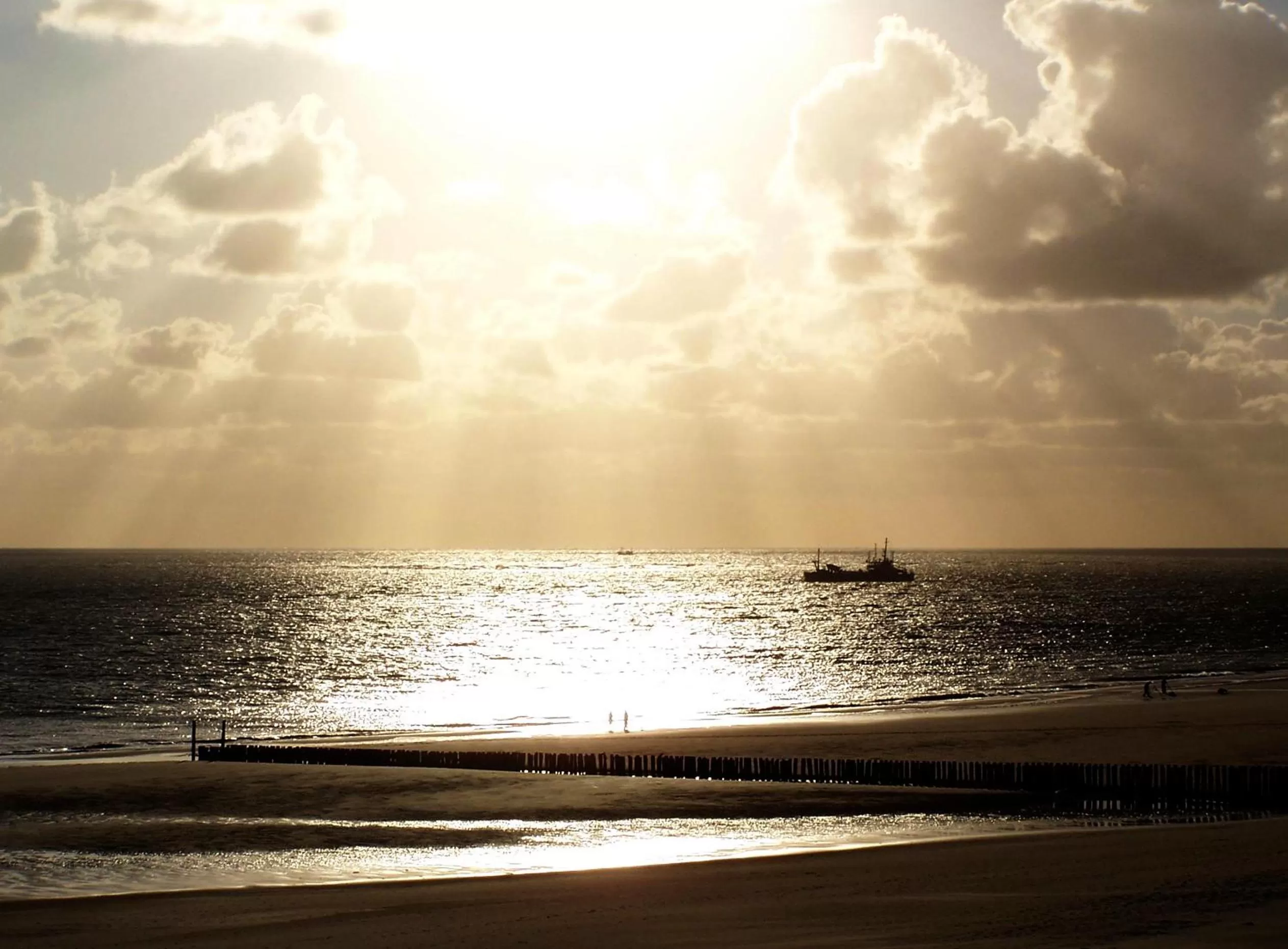 Beach in BE BIO Hotel be active - Nähe historischer Hafen
