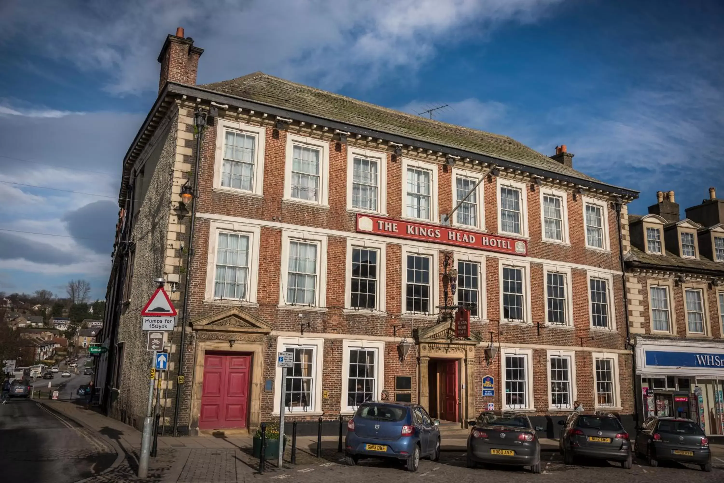 Facade/entrance, Property Building in The Kings Head Hotel, Richmond, North Yorkshire