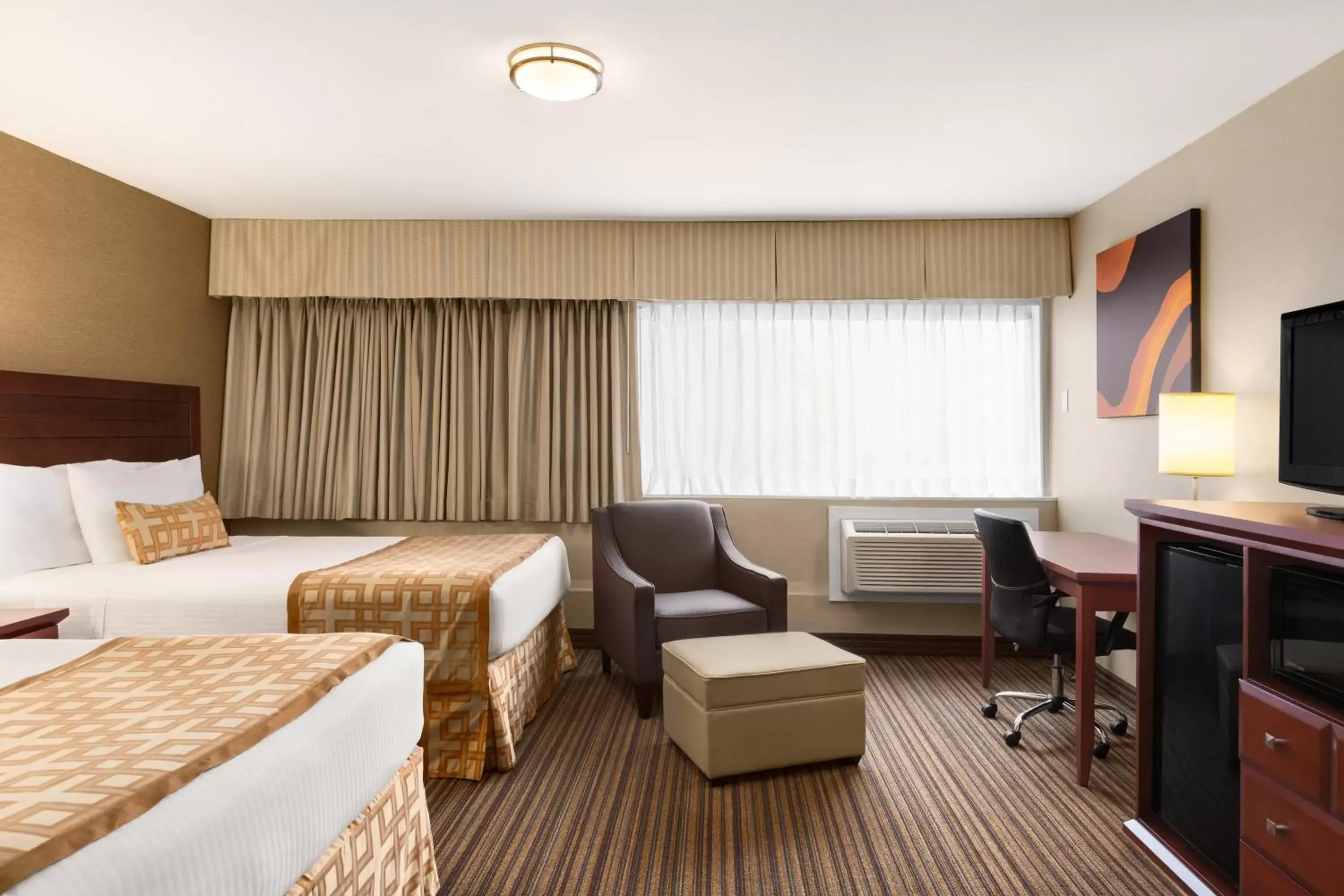 Photo of the whole room, Room Photo in Days Inn by Wyndham Terrace