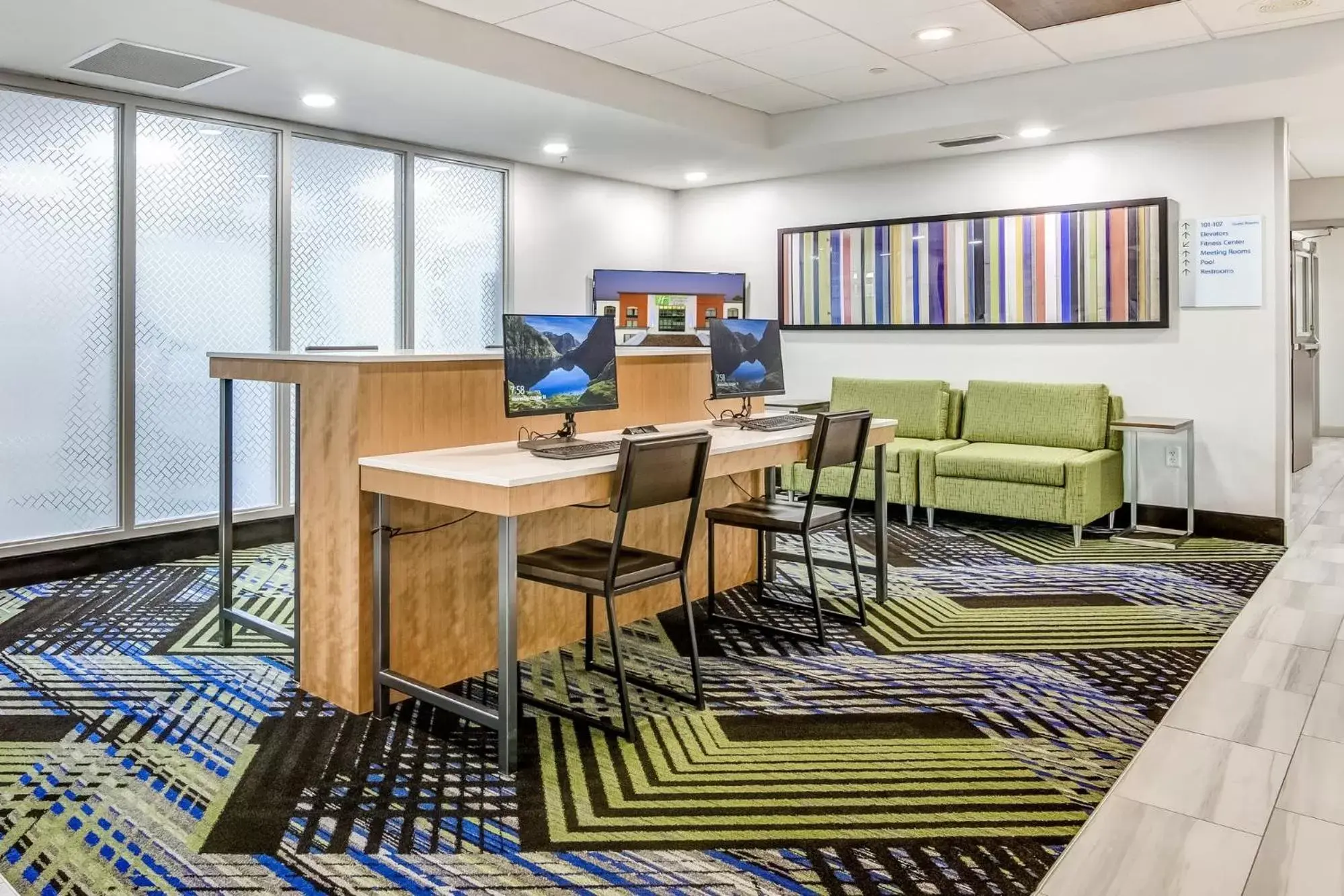 Business facilities in Holiday Inn Express & Suites Longview North, an IHG Hotel