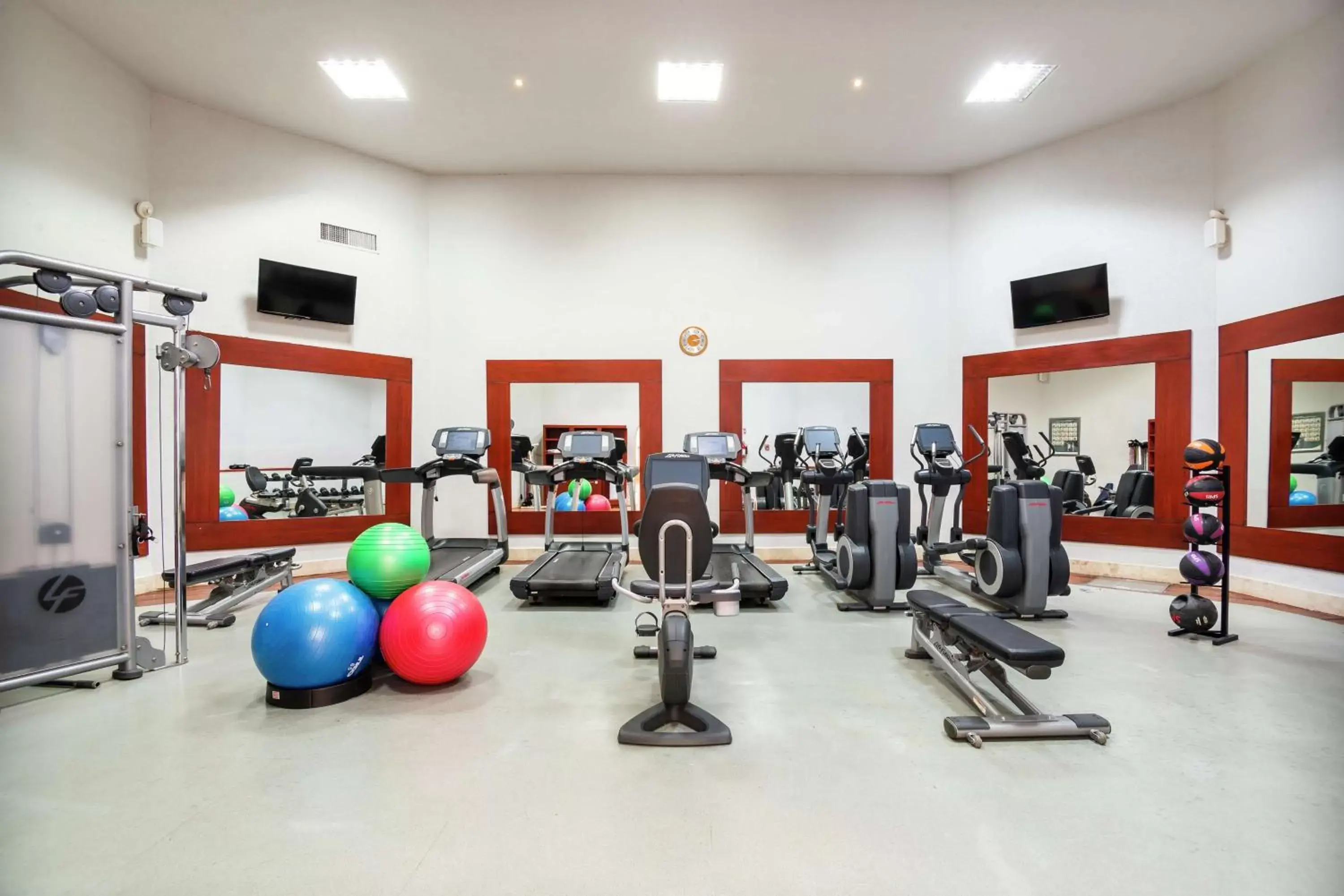 Fitness centre/facilities, Fitness Center/Facilities in Hilton San Luis Potosi