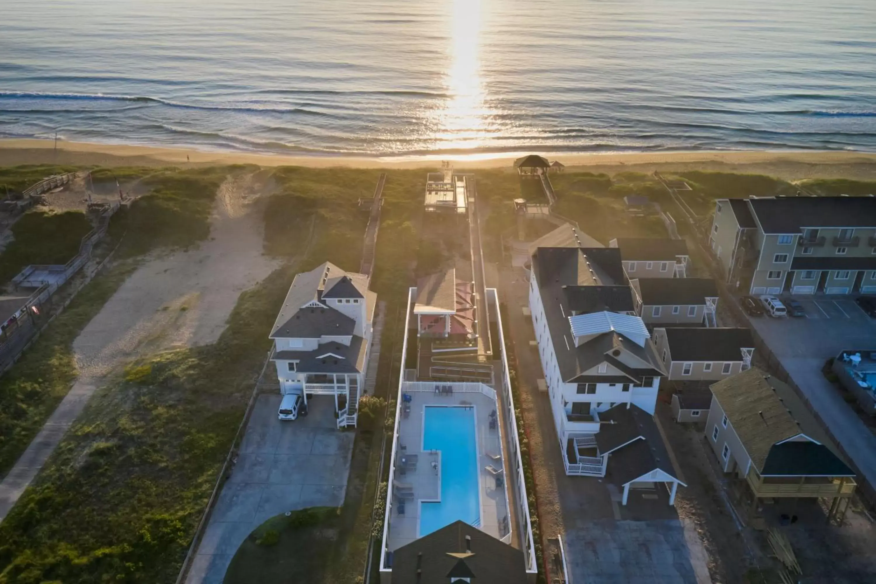 Beach, Pool View in TownePlace Suites by Marriott Outer Banks Kill Devil Hills