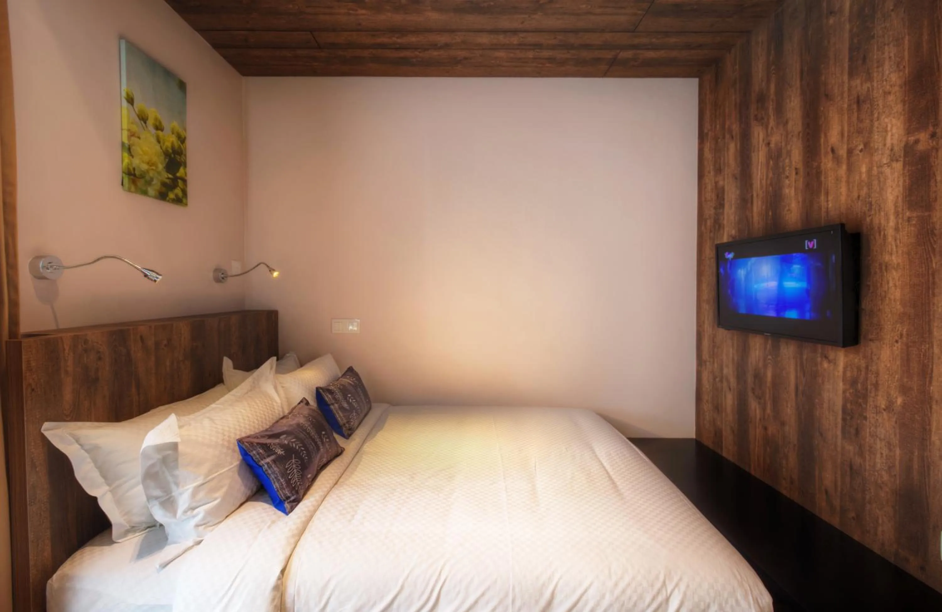 Bed in Hotel Twenty 8B