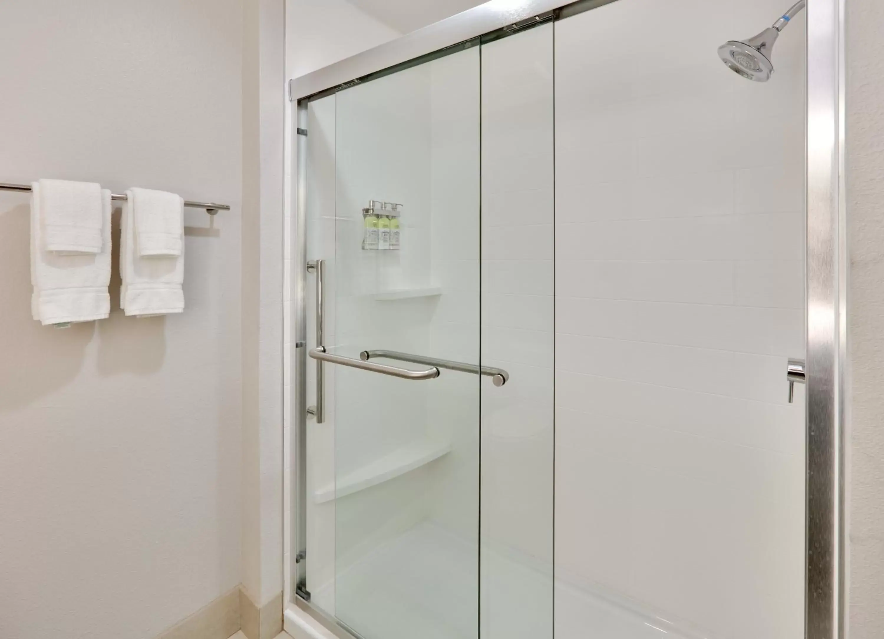 King Room - Mobility Accessible Tran Shower - Non-Smoking in Holiday Inn Express & Suites Fort Worth North - Northlake, an IHG Hotel King Room - Mobility Accessible Tran Shower - Non-Smoking in Holiday Inn Express & Suites Fort Worth North - Northlake, an IHG Hotel