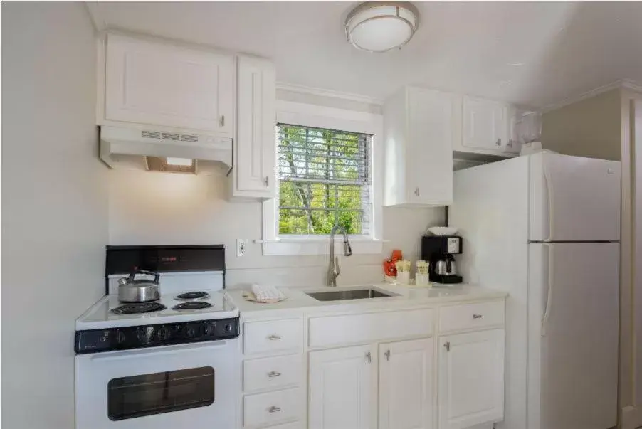 Kitchen or kitchenette, Kitchen/Kitchenette in The Club at New Seabury