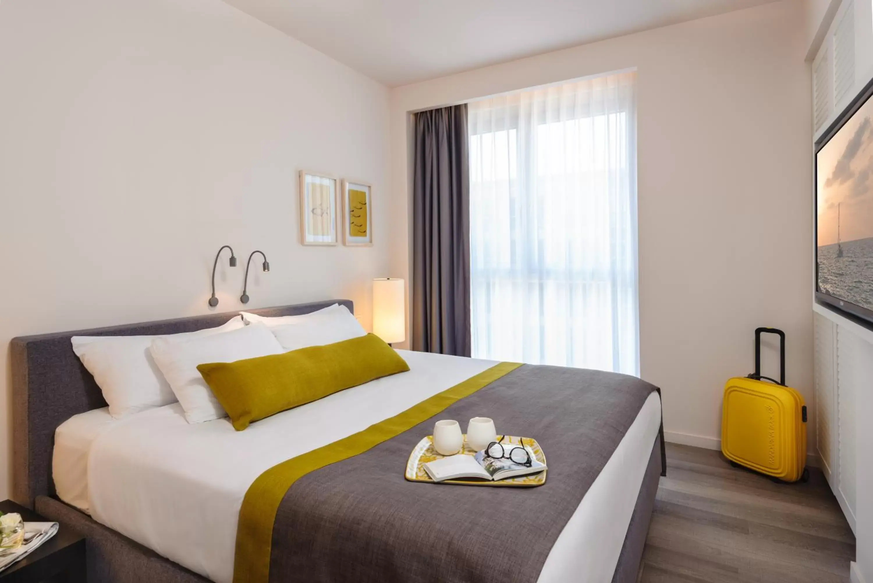 Bedroom, Bed in Herods Herzliya Bedroom, Bed in Herods Herzliya