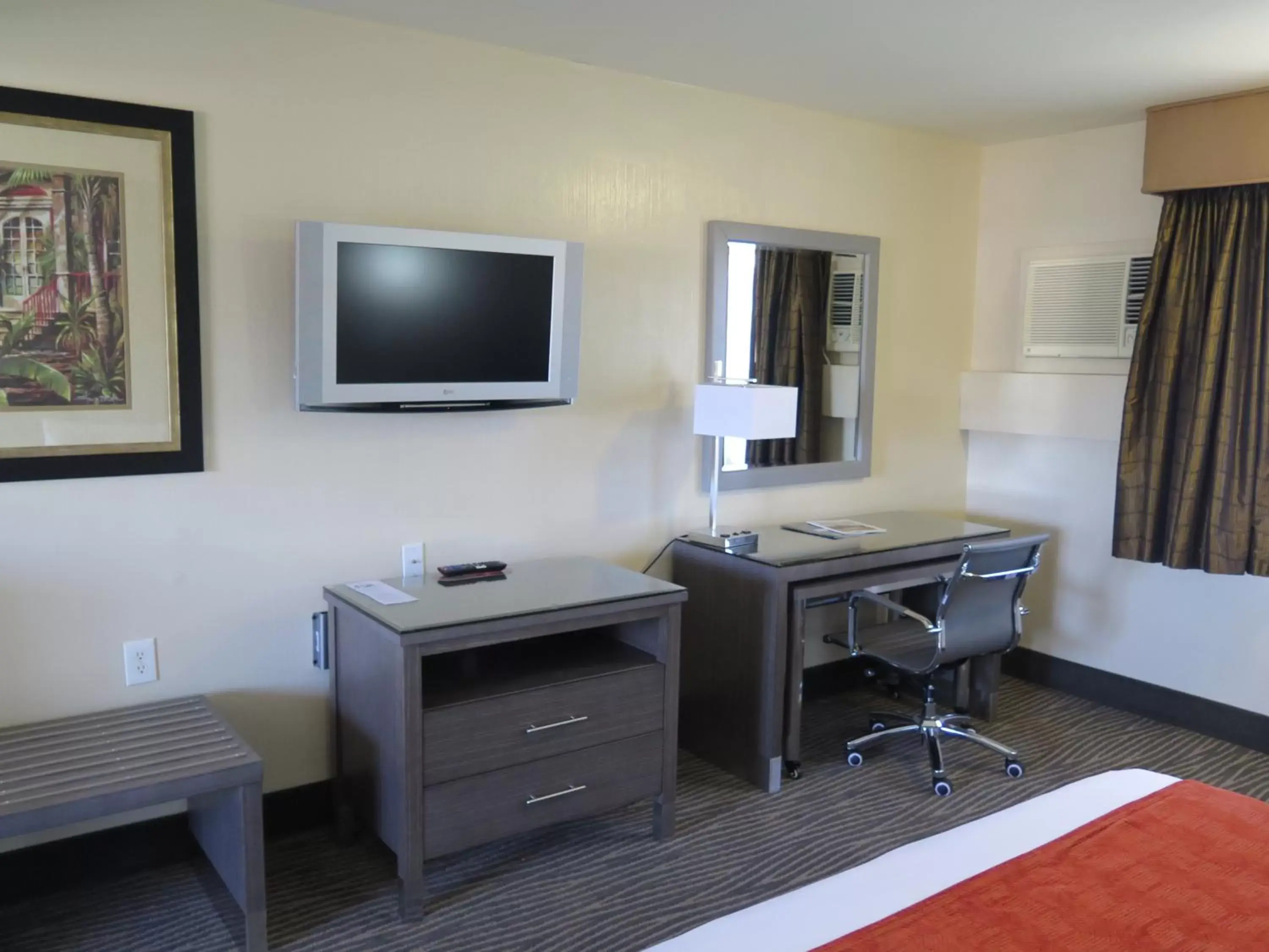 Decorative detail, Seating Area in Bonanza Inn and Suites