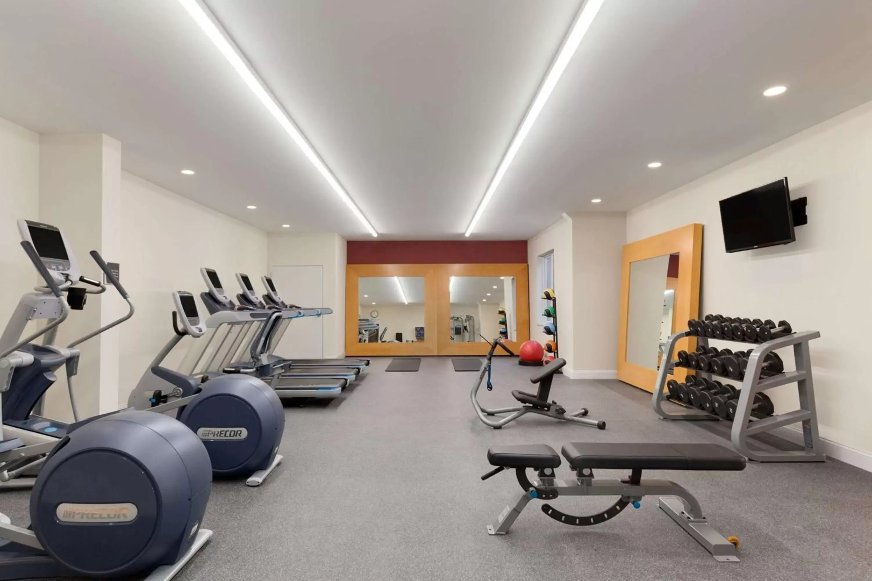 Fitness centre/facilities, Fitness Center/Facilities in Homewood Suites by Hilton Burlington