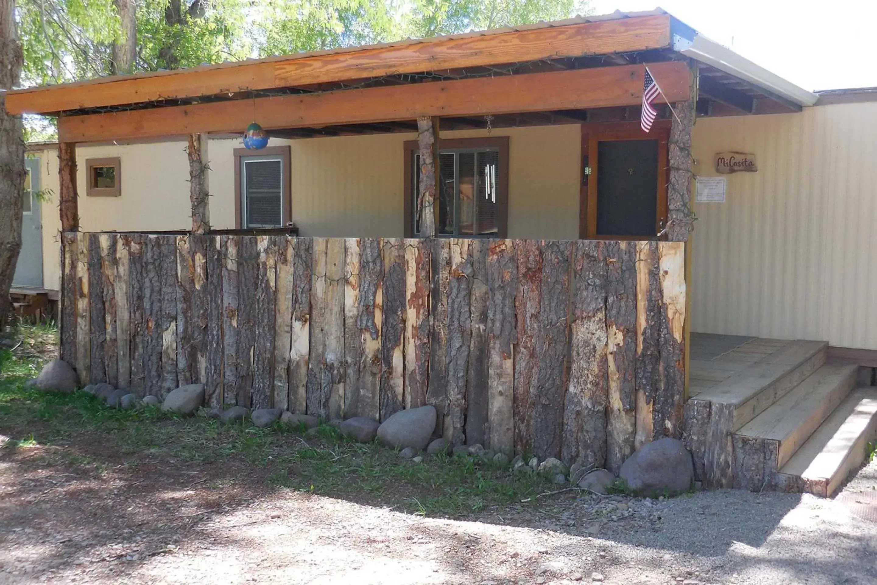 Patio, Property Building in Elkhorn Lodge