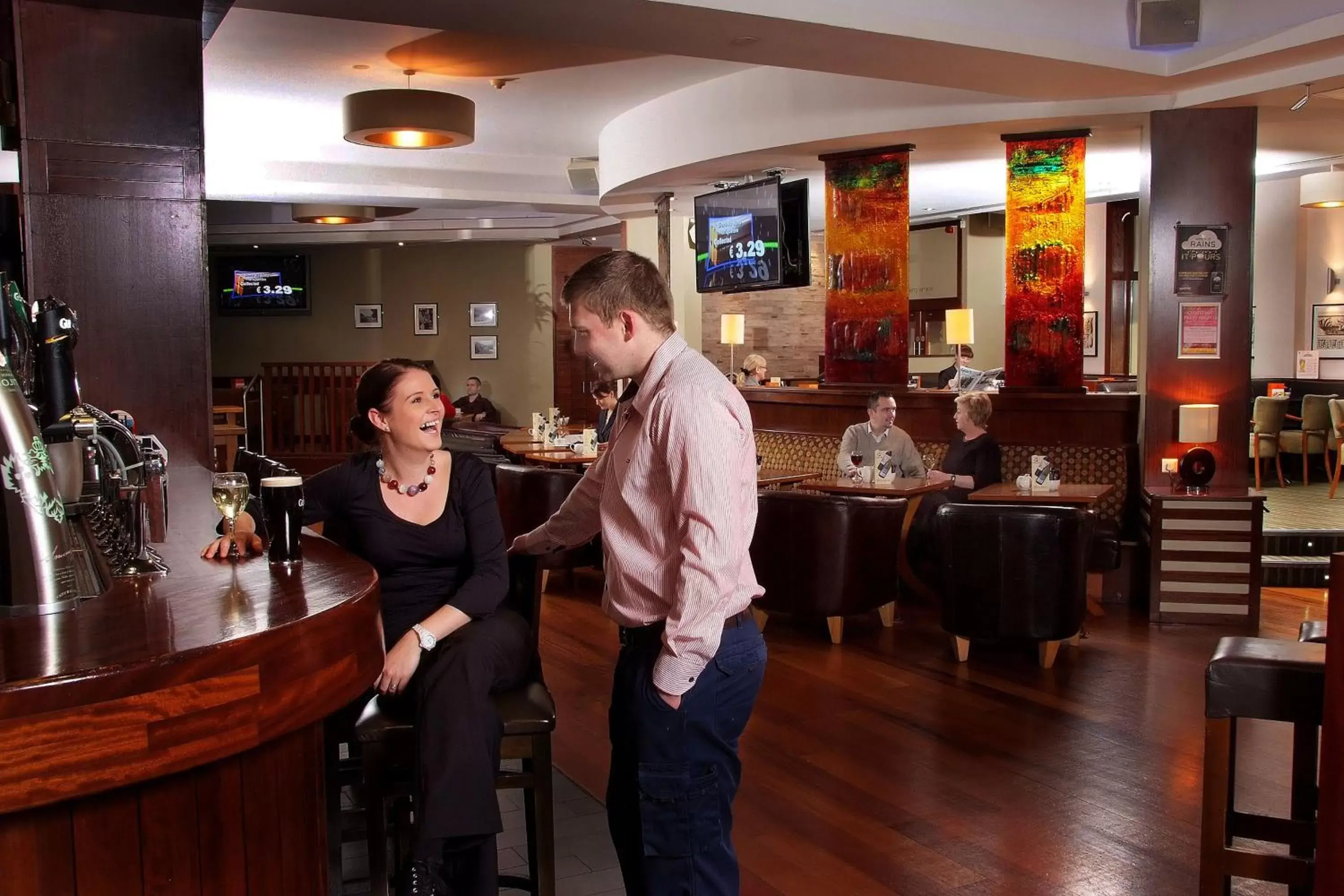 Lounge or bar in Carrigaline Court Hotel & Leisure Centre