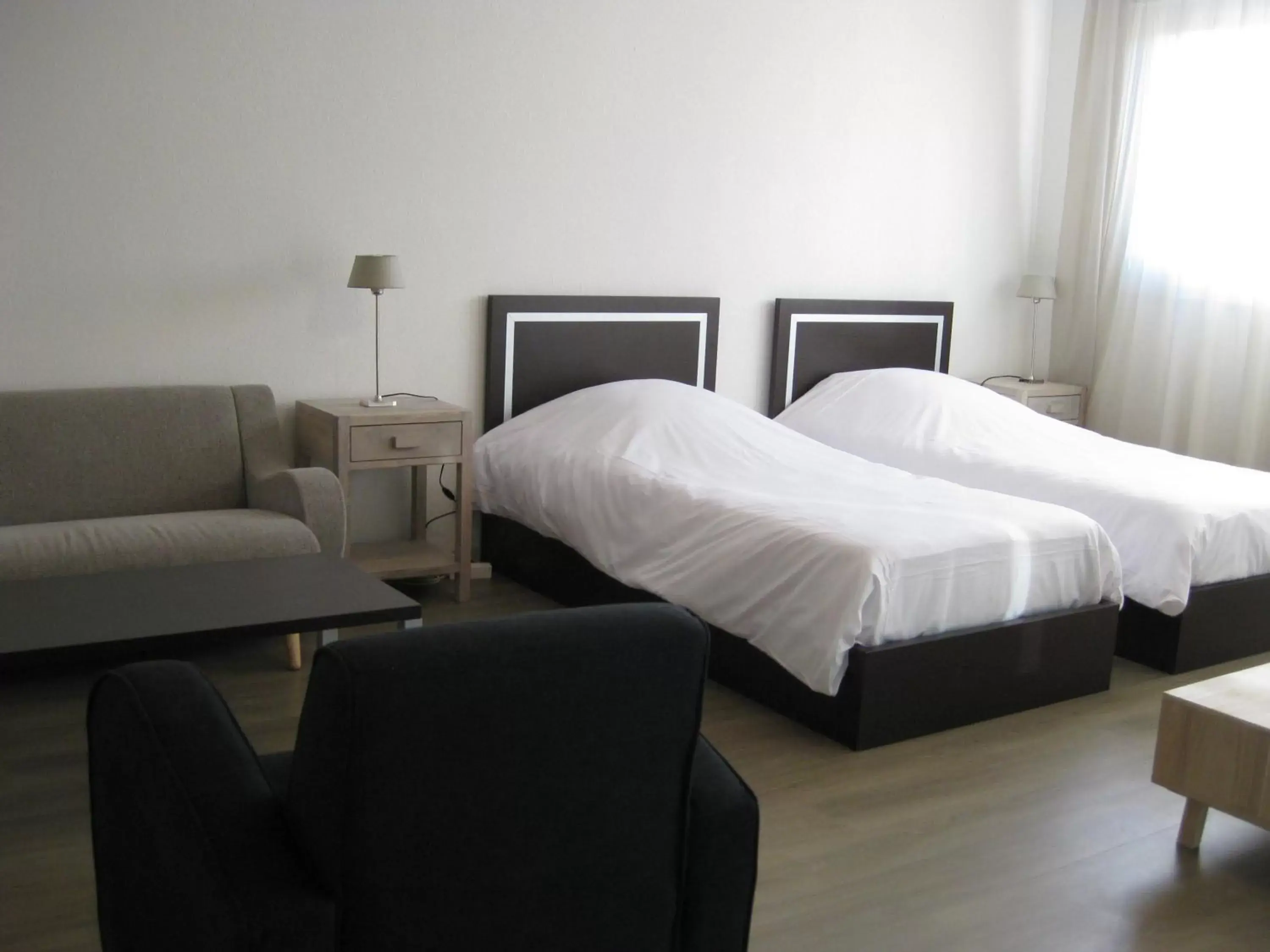Bedroom, Bed in Zenao Appart'Hotel