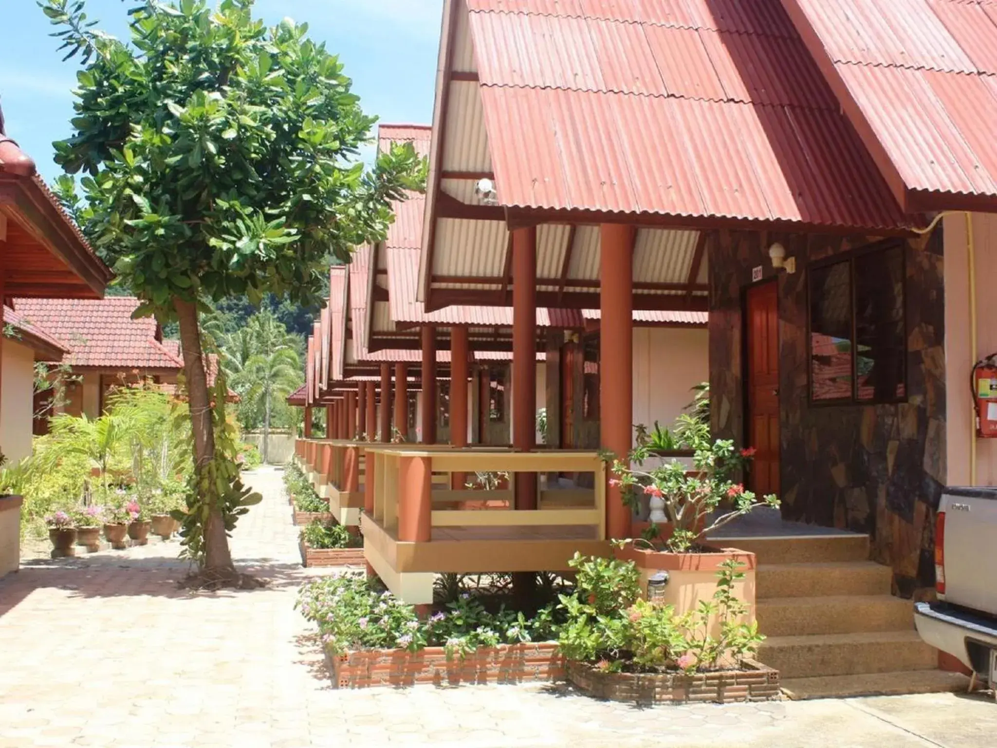 Facade/entrance, Property Building in D.R. Lanta Bay Resort