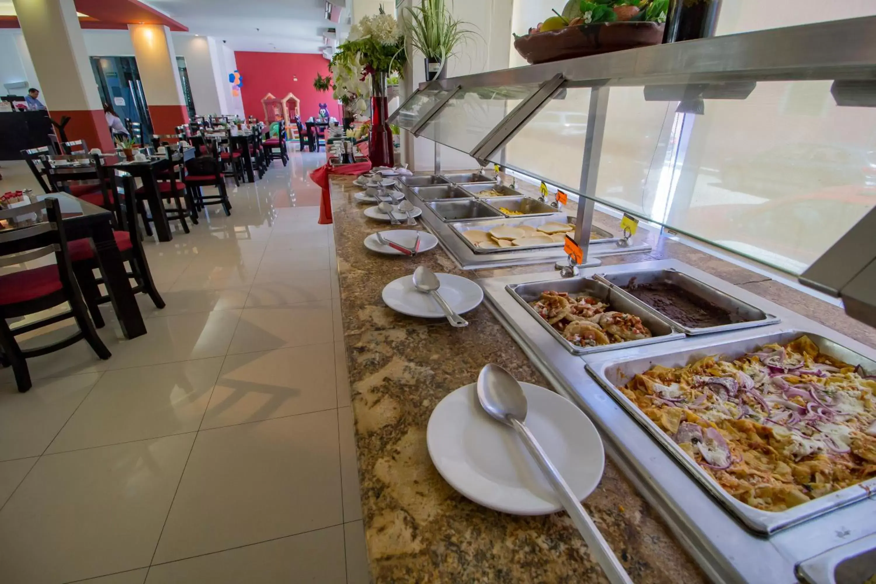 Buffet breakfast, Restaurant/Places to Eat in Hotel El Español Paseo de Montejo