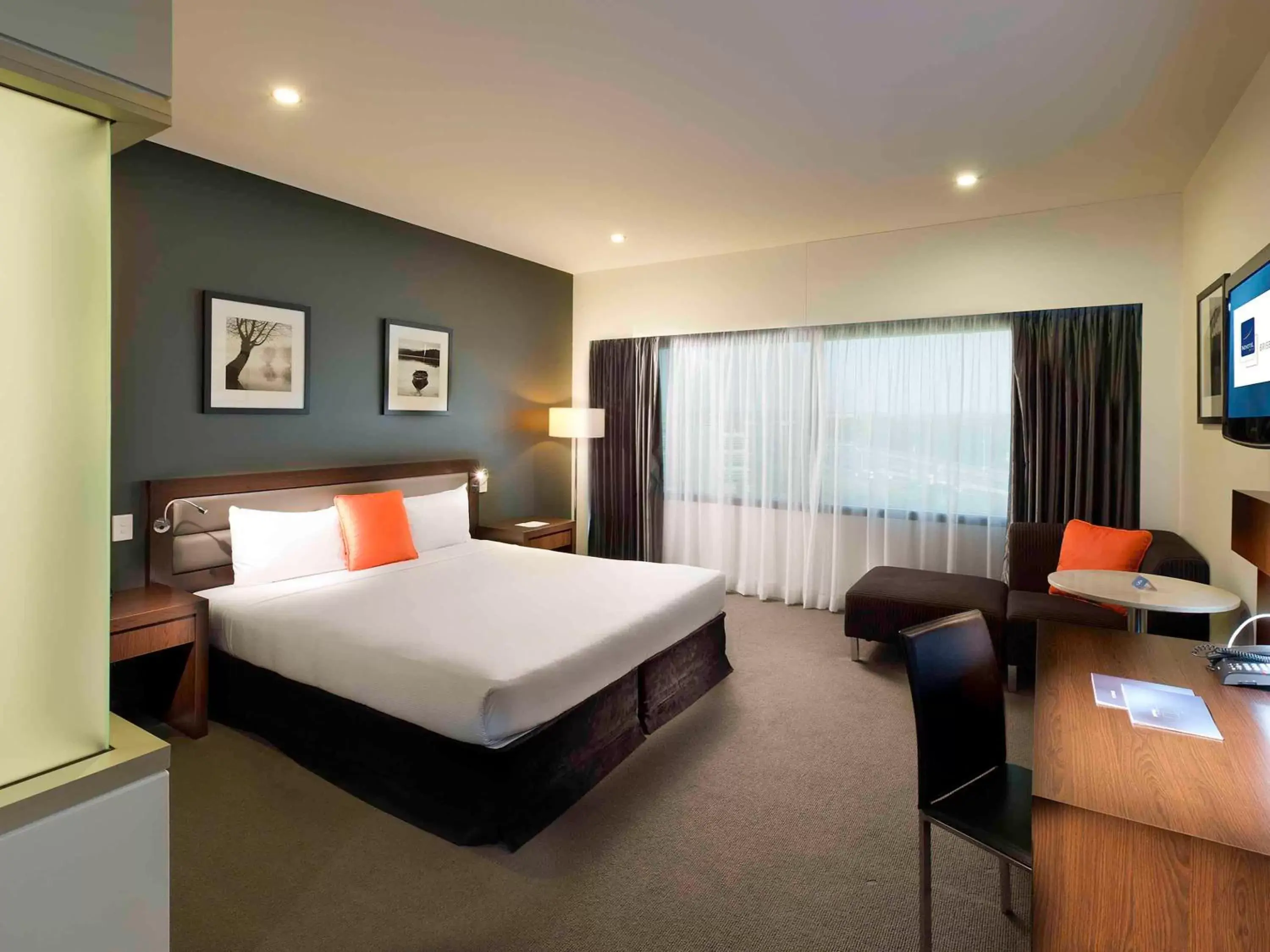 Bedroom in Novotel Brisbane Airport