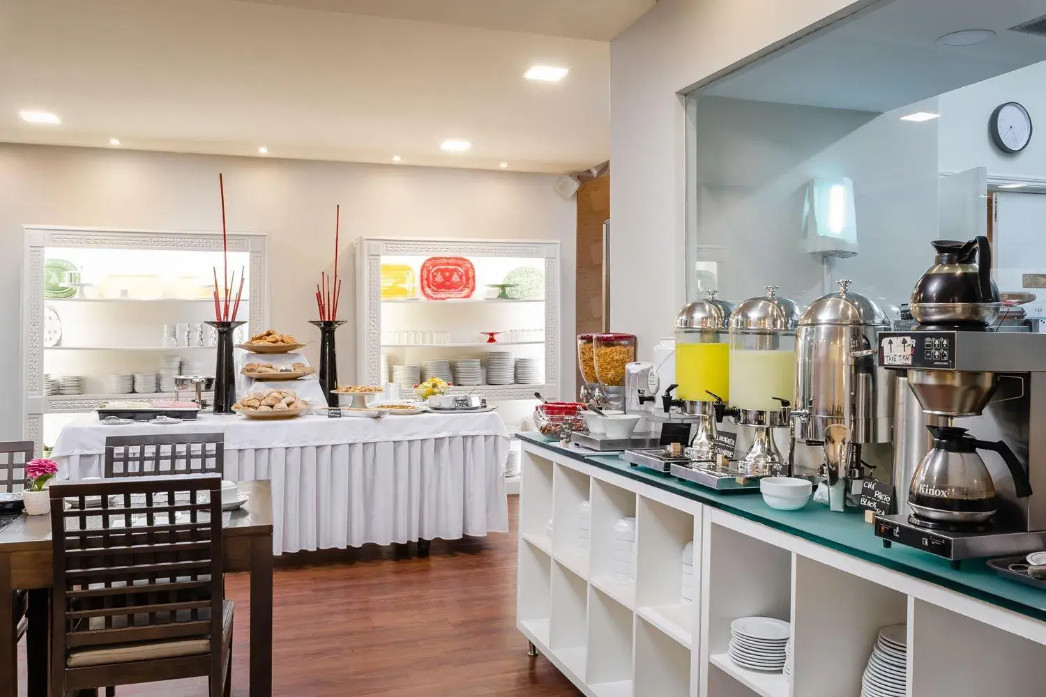 Breakfast, Restaurant/Places to Eat in Lisboa Central Park Hotel Suites & Studios