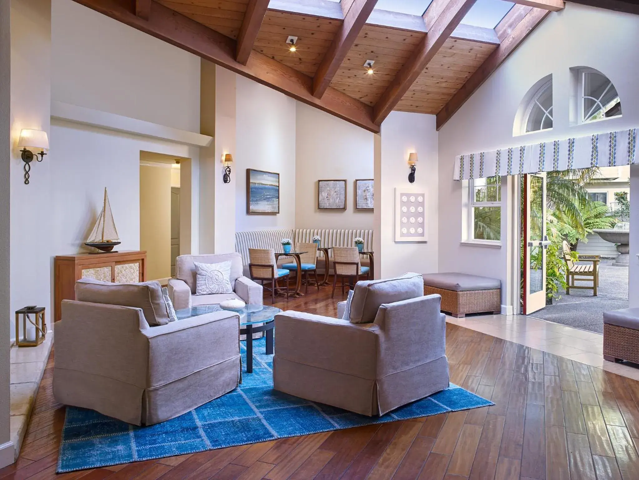 Lobby or reception, Seating Area in Beach House Half Moon Bay