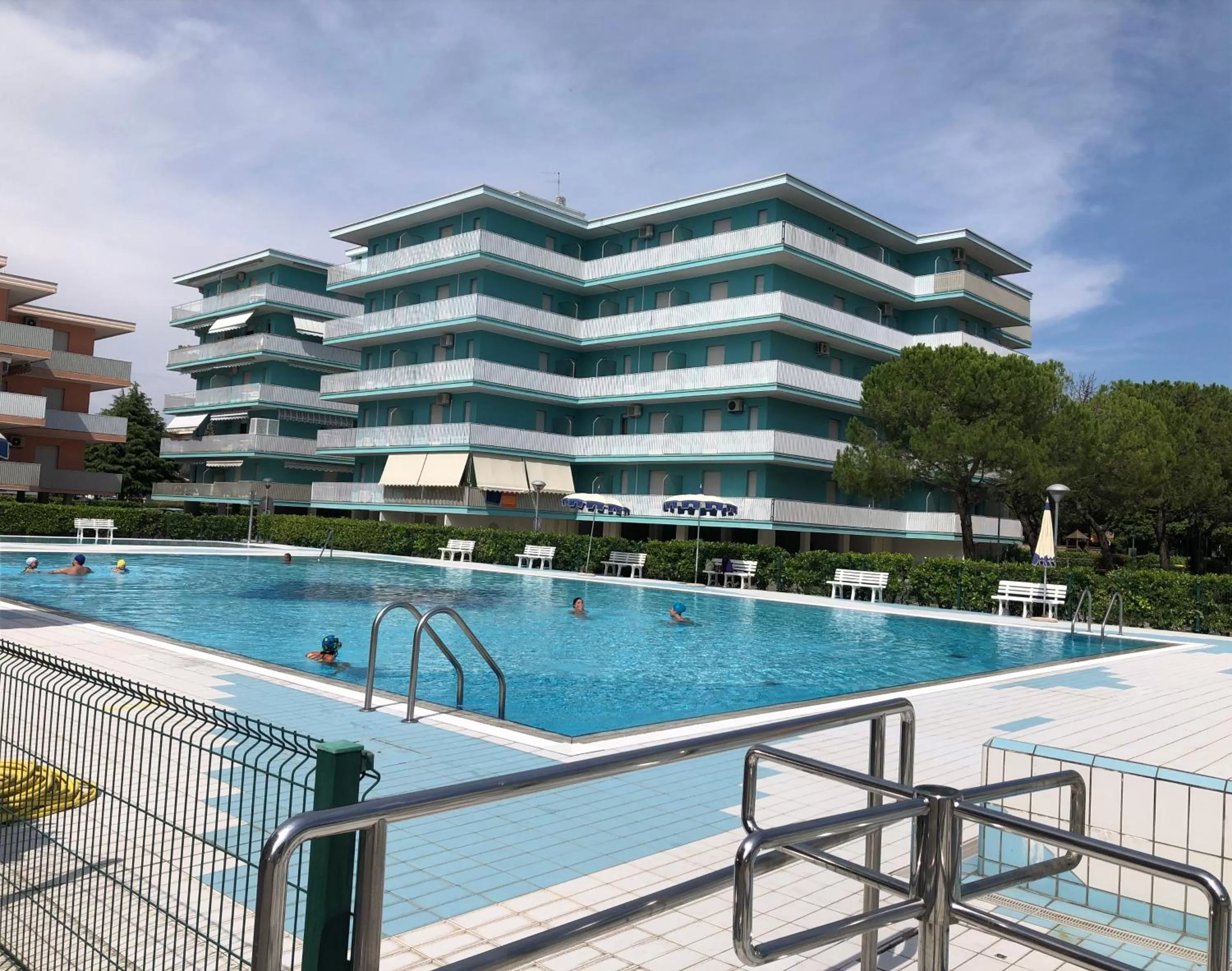 Swimming Pool in Residence Valbella - GETURHOTELS