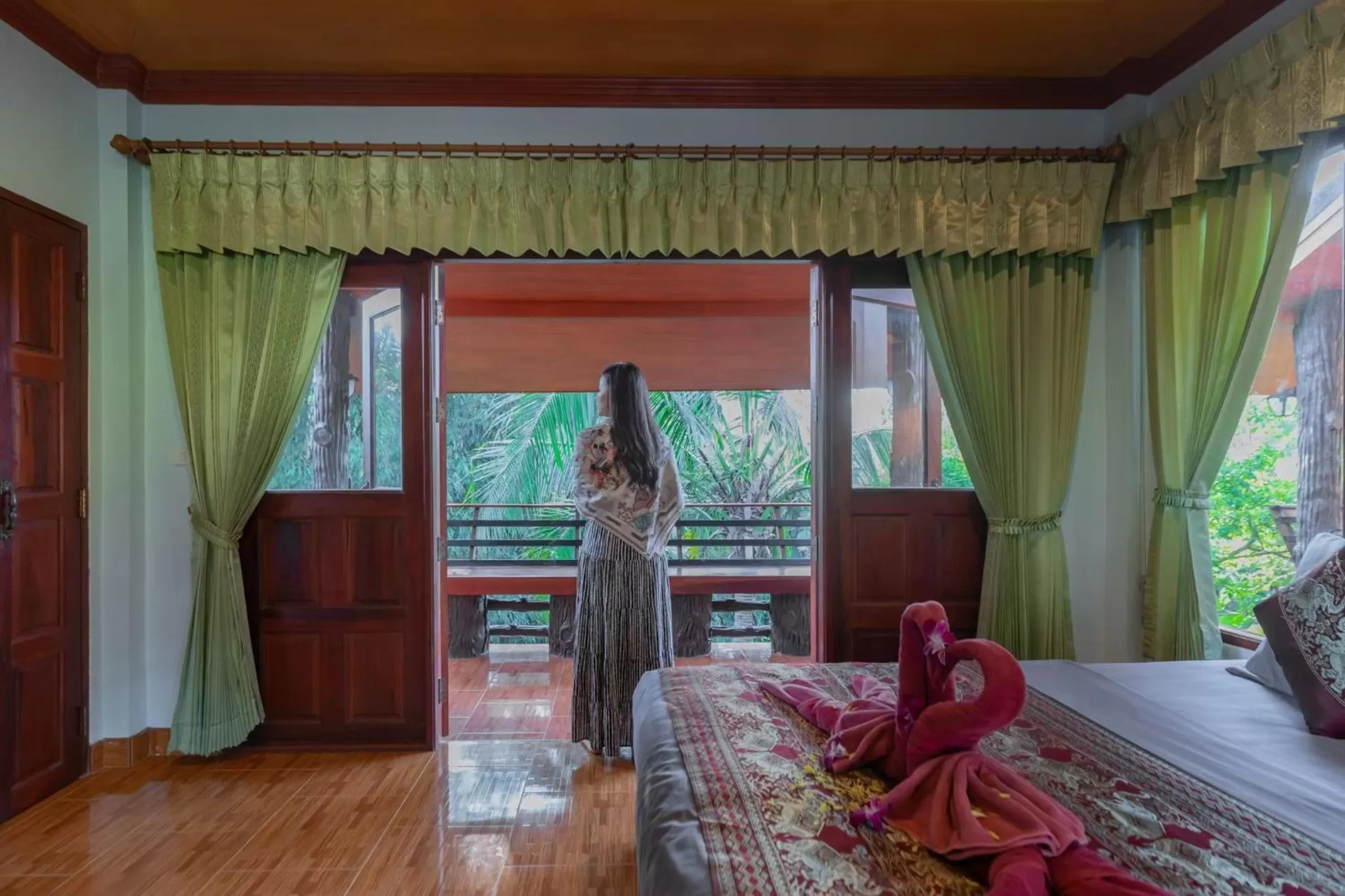 Bed in Khaosok Rainforest Resort