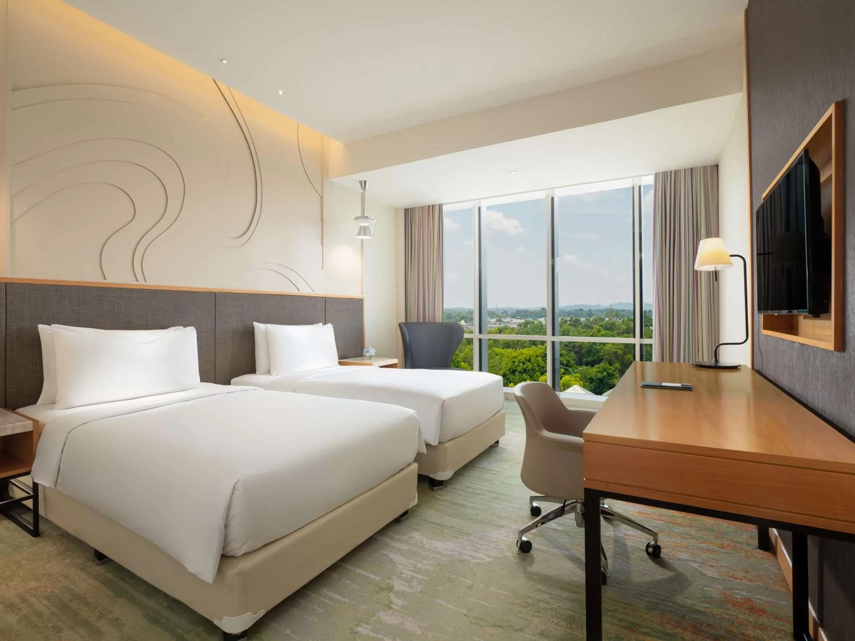 Photo of the whole room, Bed in Radisson Golf & Convention Center Batam