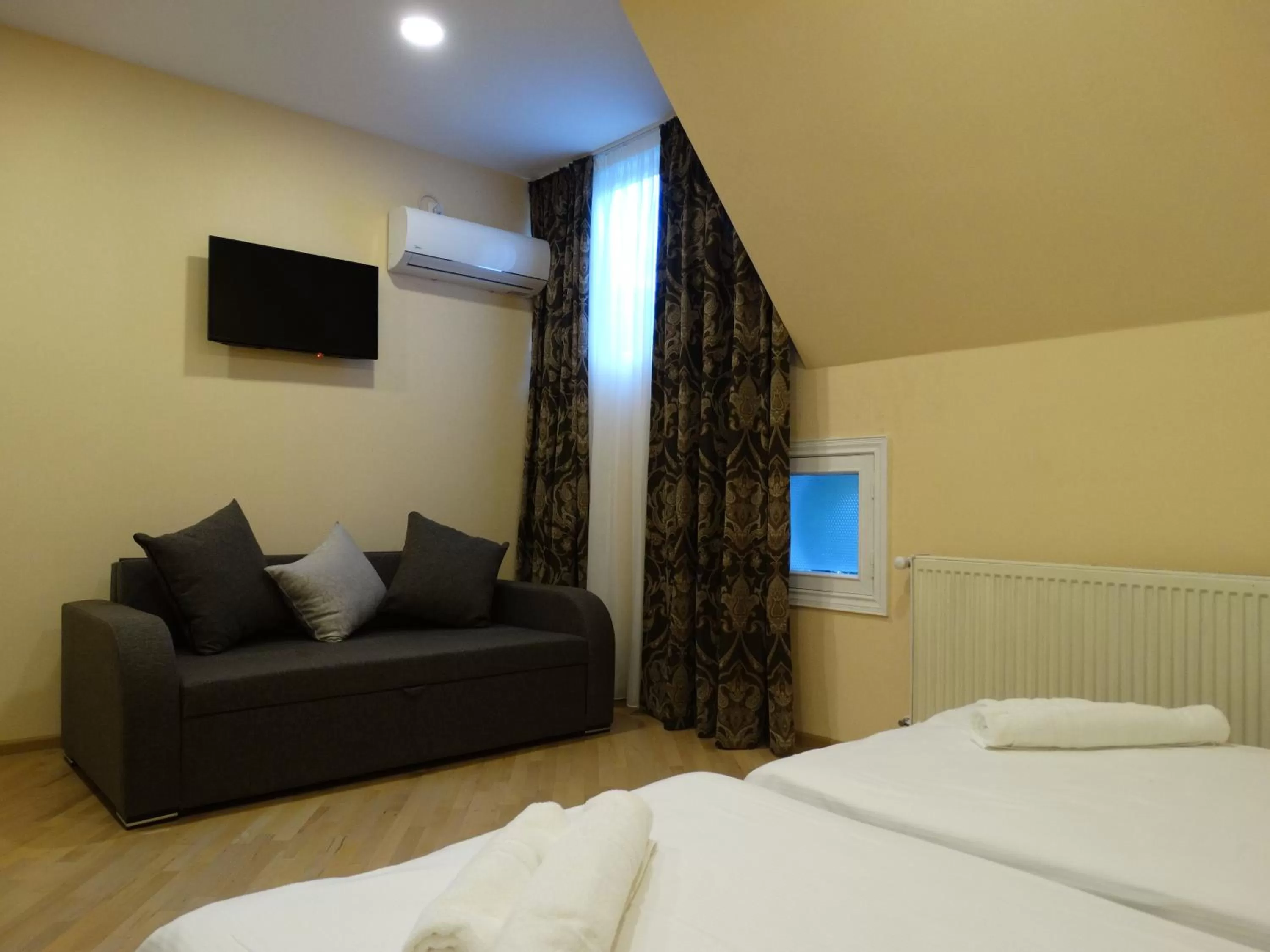 Photo of the whole room in Hotel Boutique IVERIA