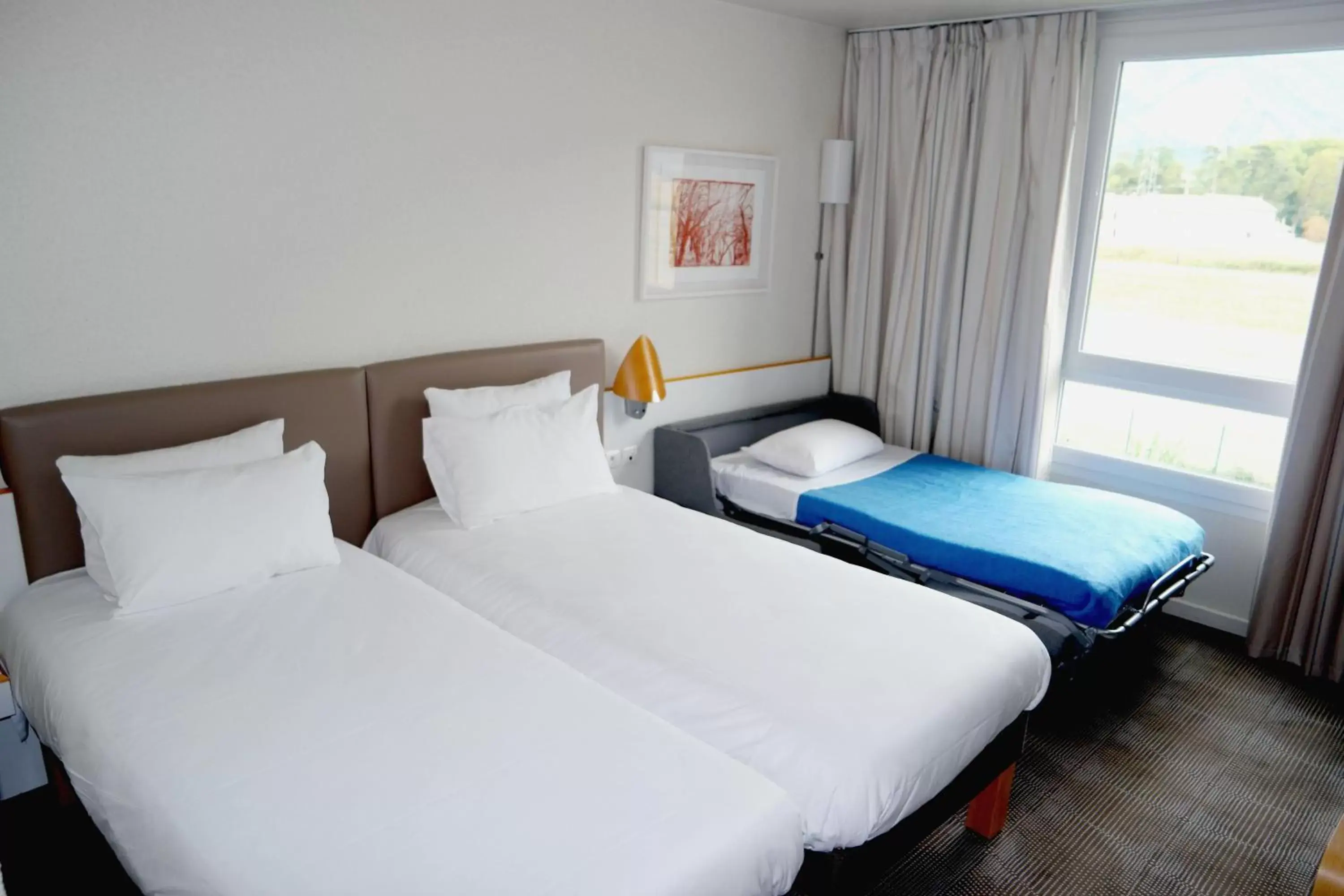 Bed in Novotel Grenoble Nord Voreppe