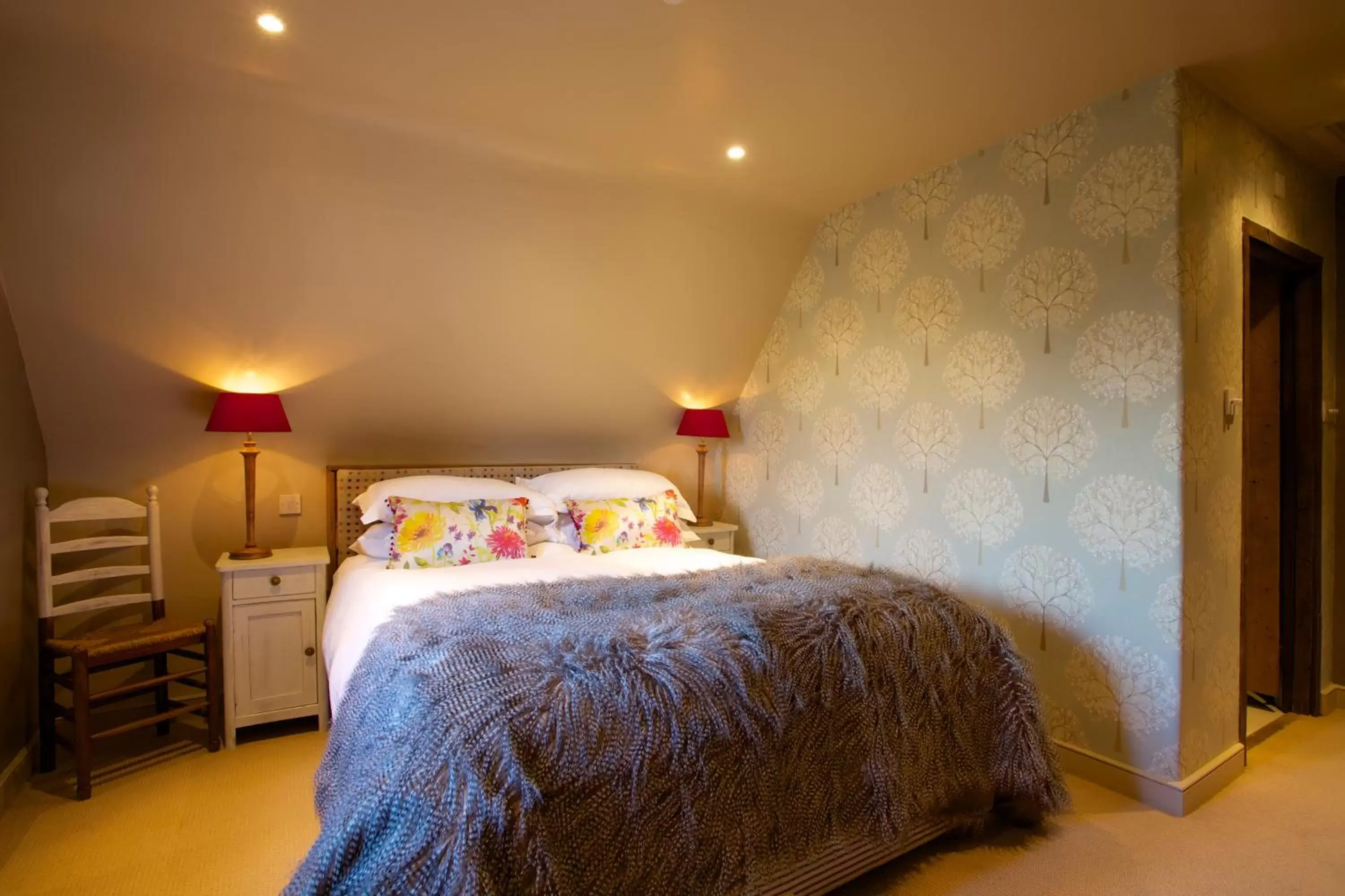 Photo of the whole room, Bed in Pear Tree Inn Whitley