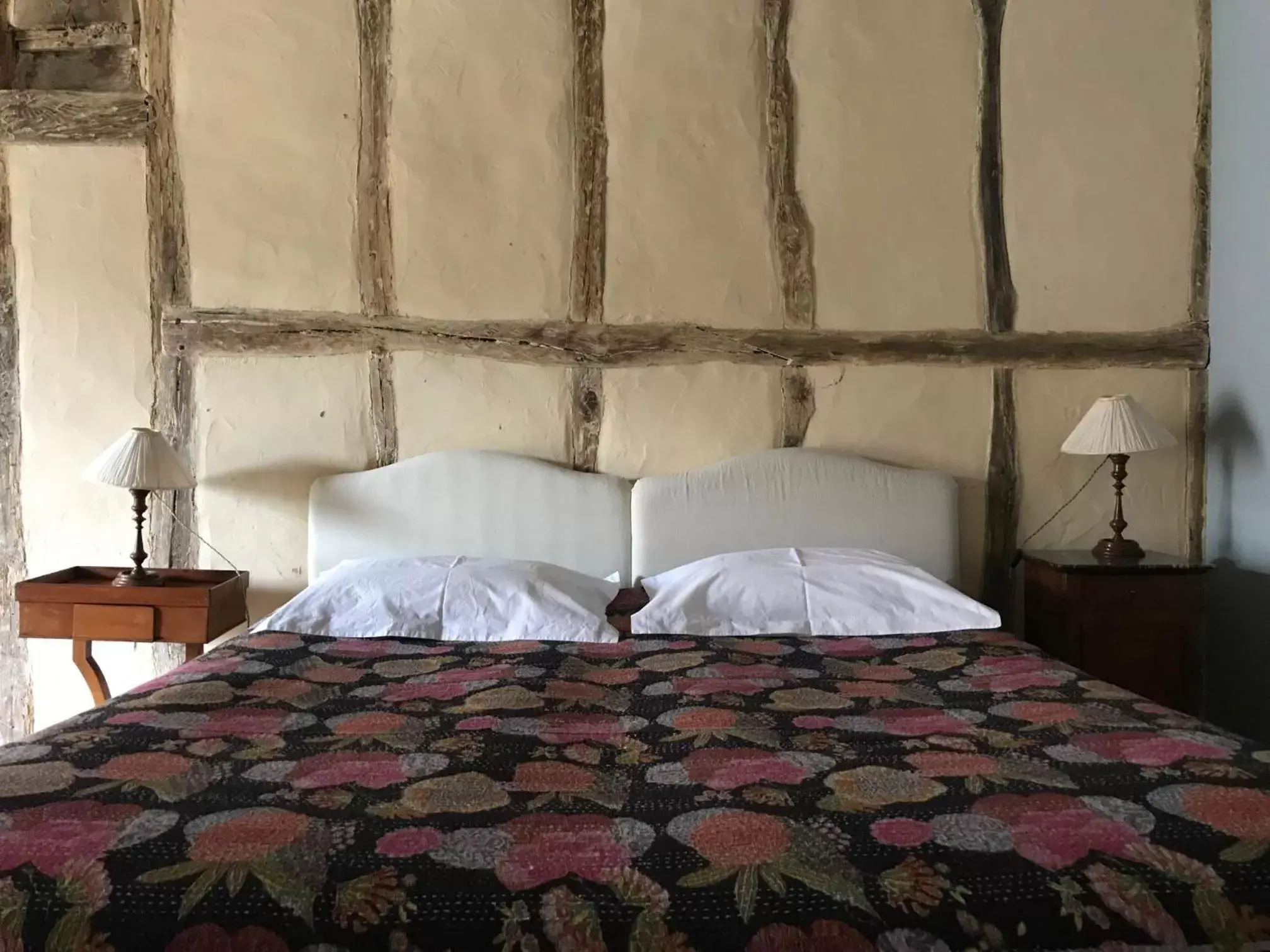 Bedroom, Bed in La maison Jeanne d'Arc