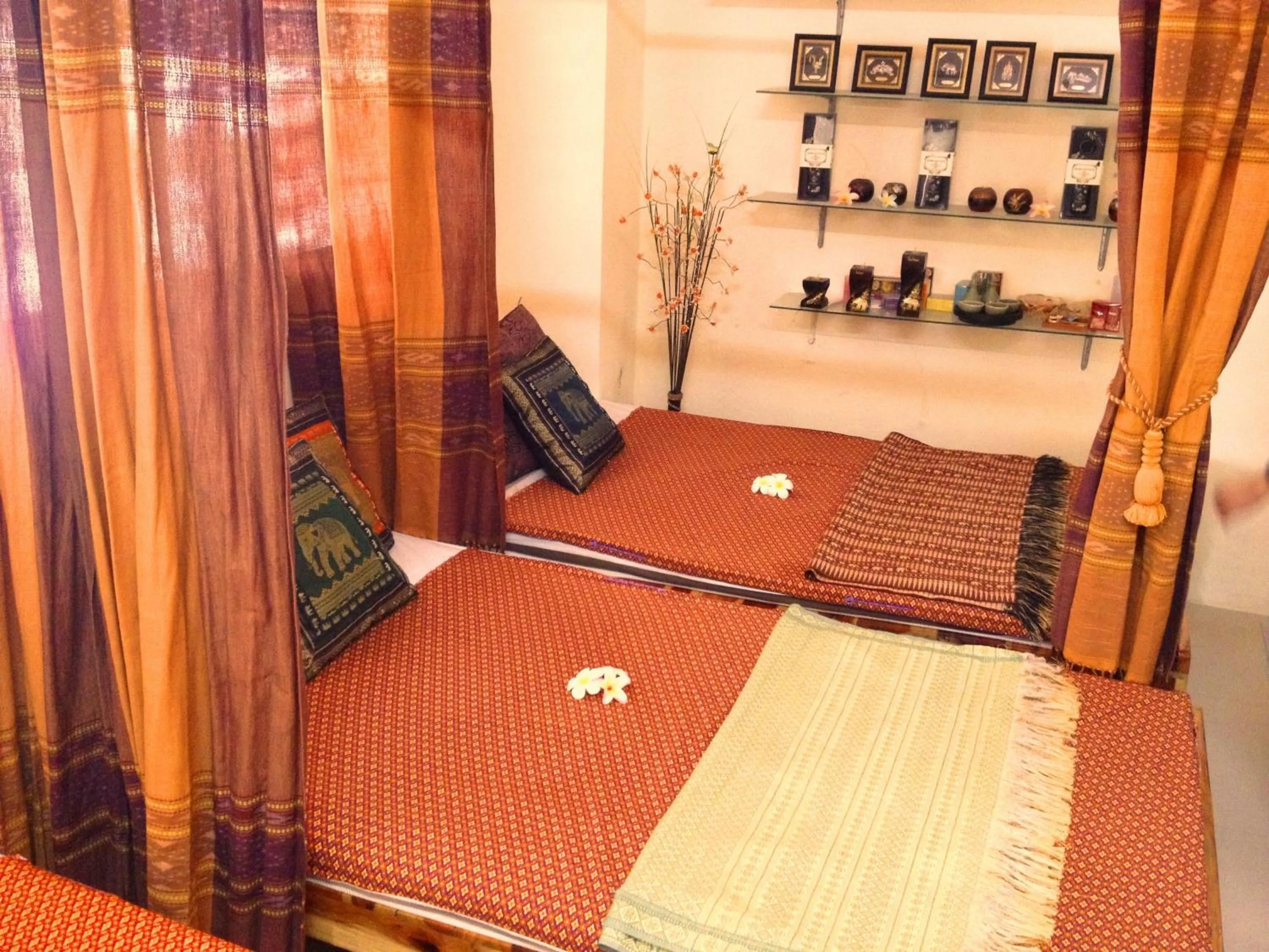 Spa and wellness centre/facilities, Bed in Casa Narinya @ Suvarnabhumi Airport