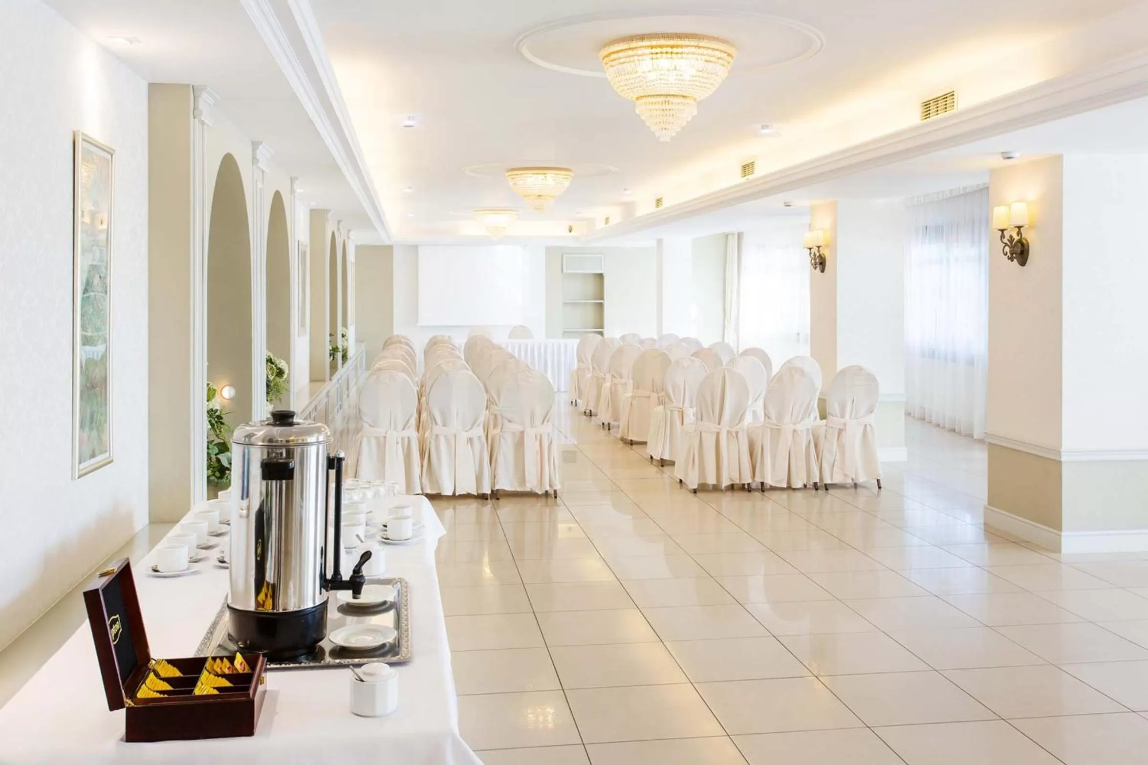 Restaurant/places to eat in Hotel Duo Spa