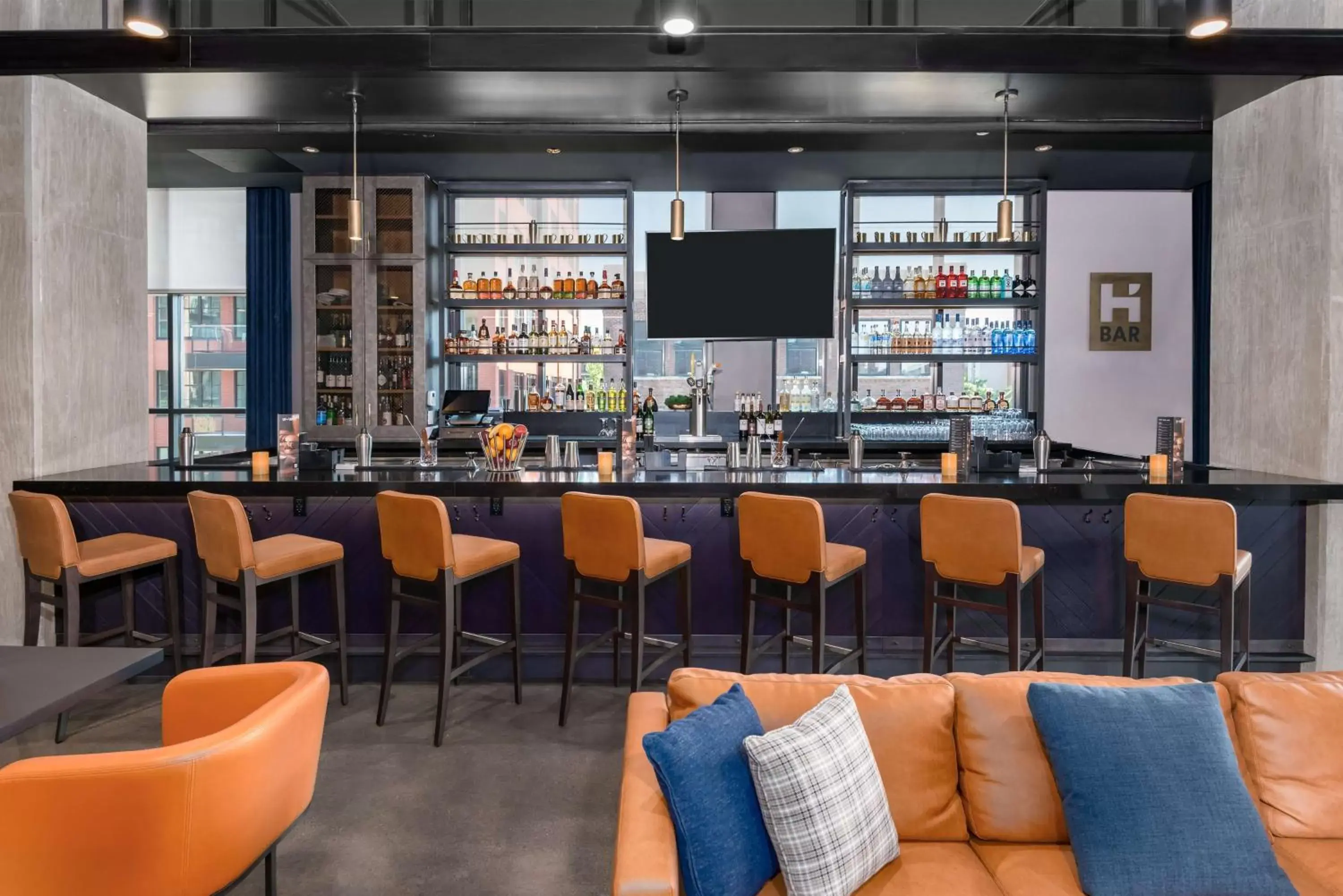 Lounge or bar, Restaurant/Places to Eat in Hyatt House Chicago West Loop