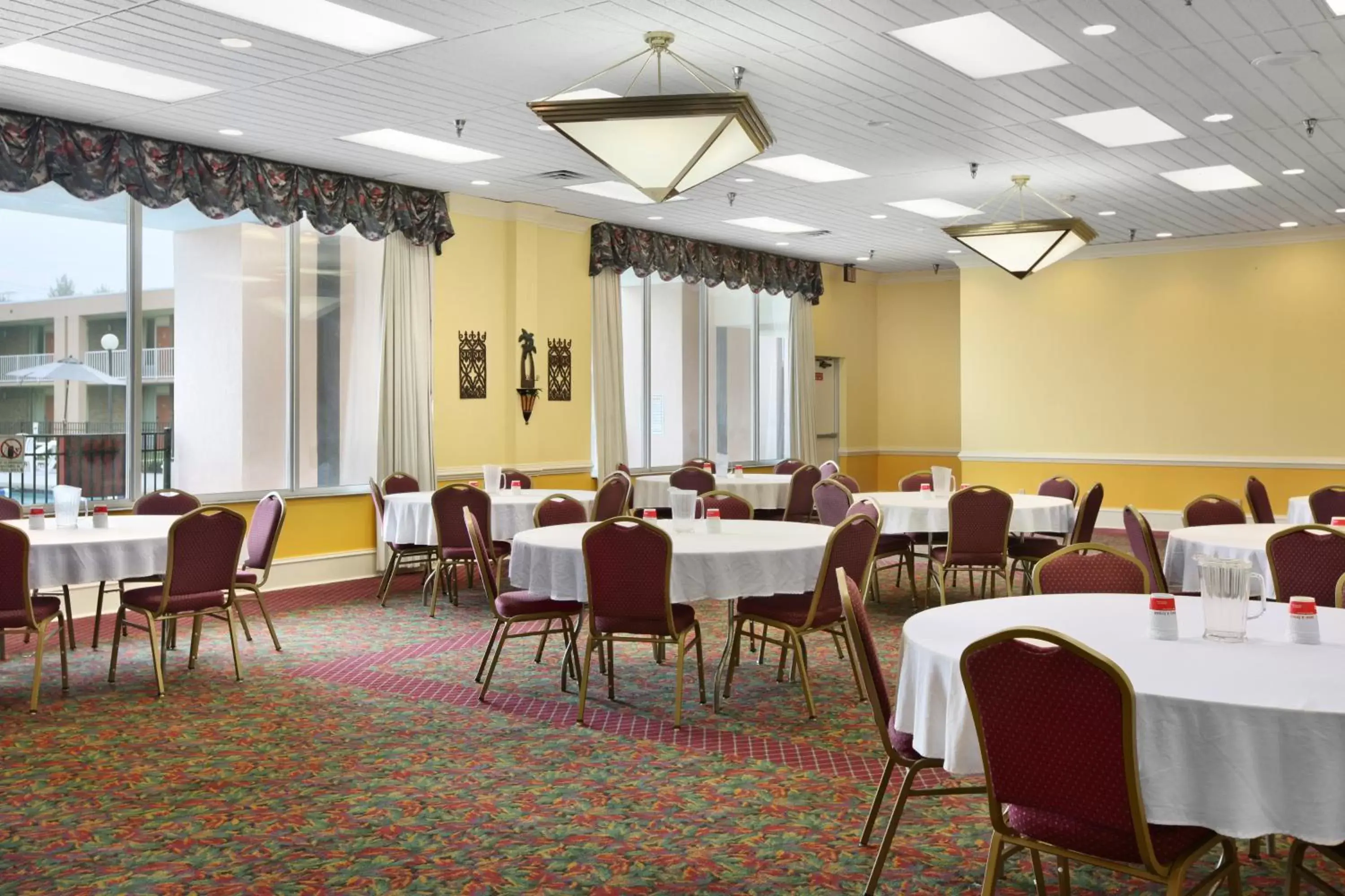 Banquet/Function facilities in Ramada by Wyndham Wytheville