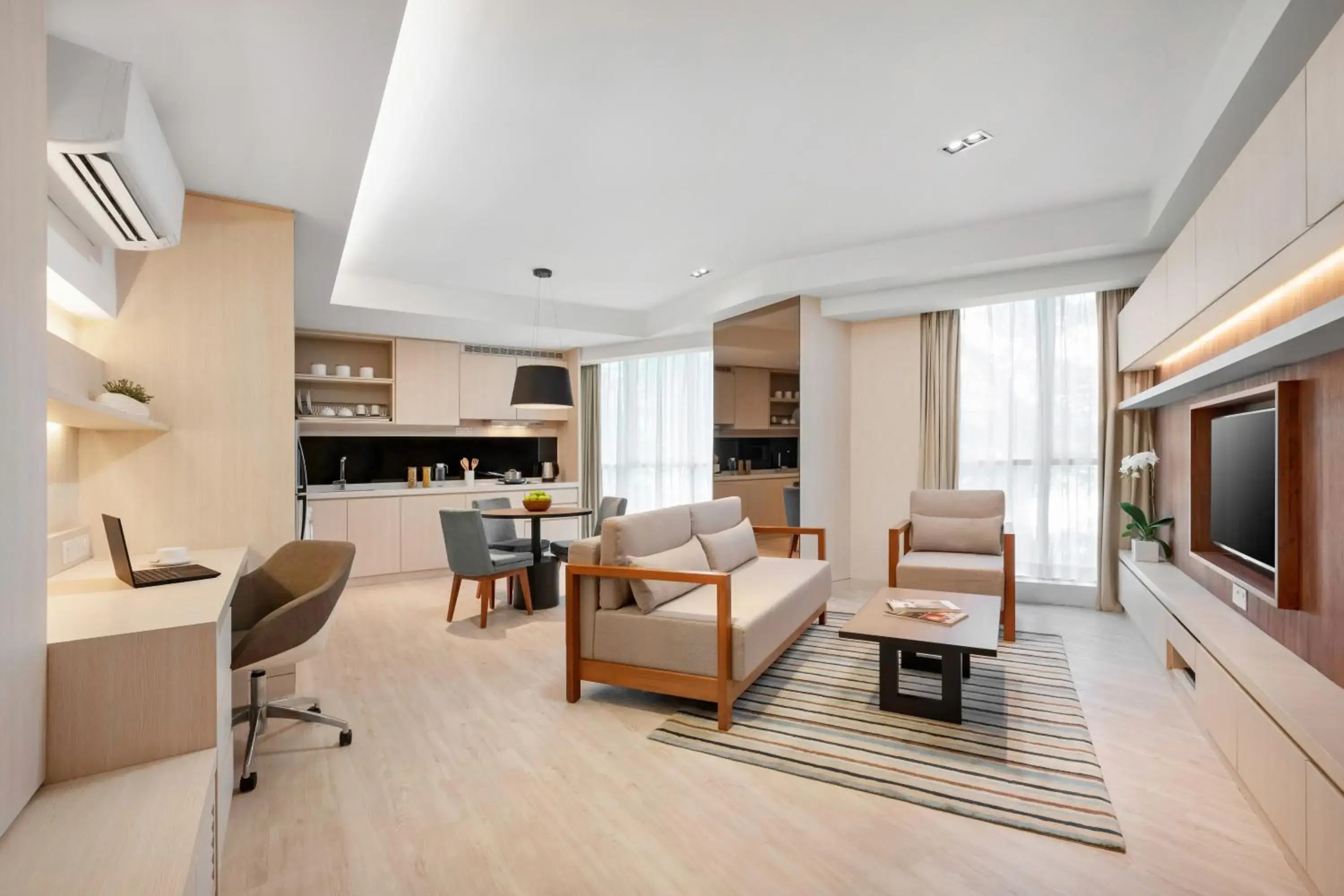 Kitchen or kitchenette, Seating Area in Oasia Suites Kuala Lumpur by Far East Hospitality
