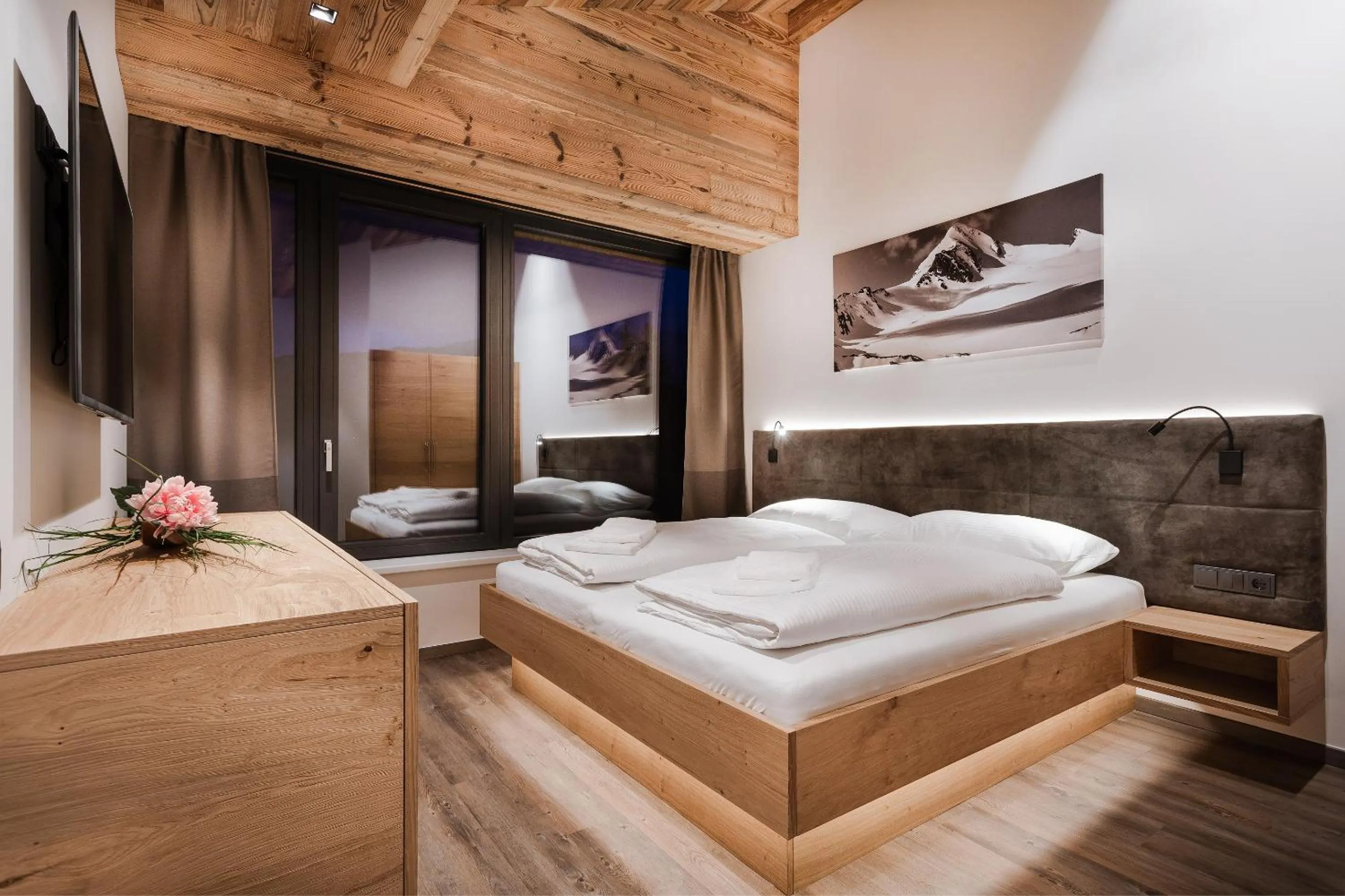 Bedroom, Bed in Schönblick Residence - Absolut Alpine Apartments