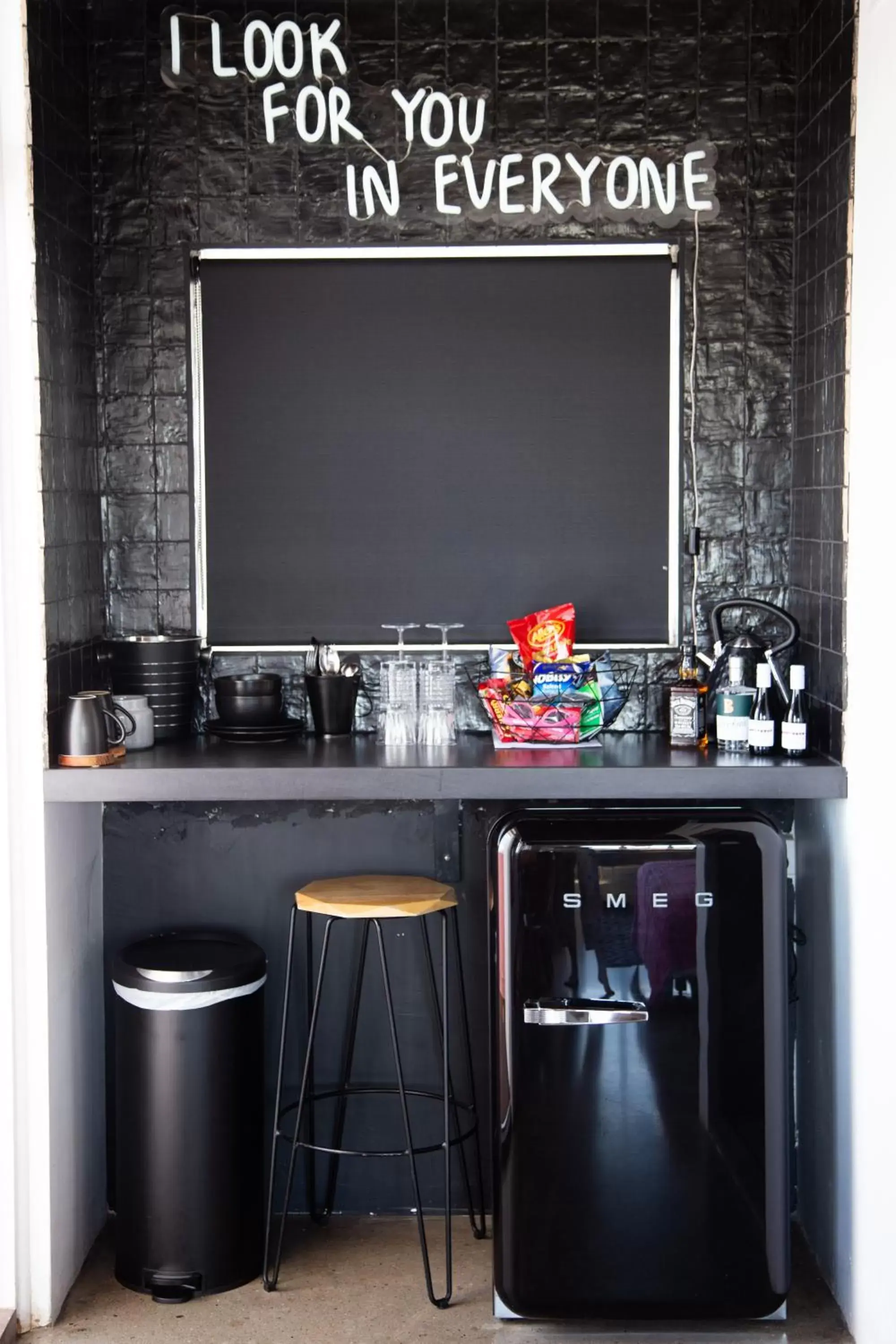 Kitchen/Kitchenette in The Pink Hotel Coolangatta