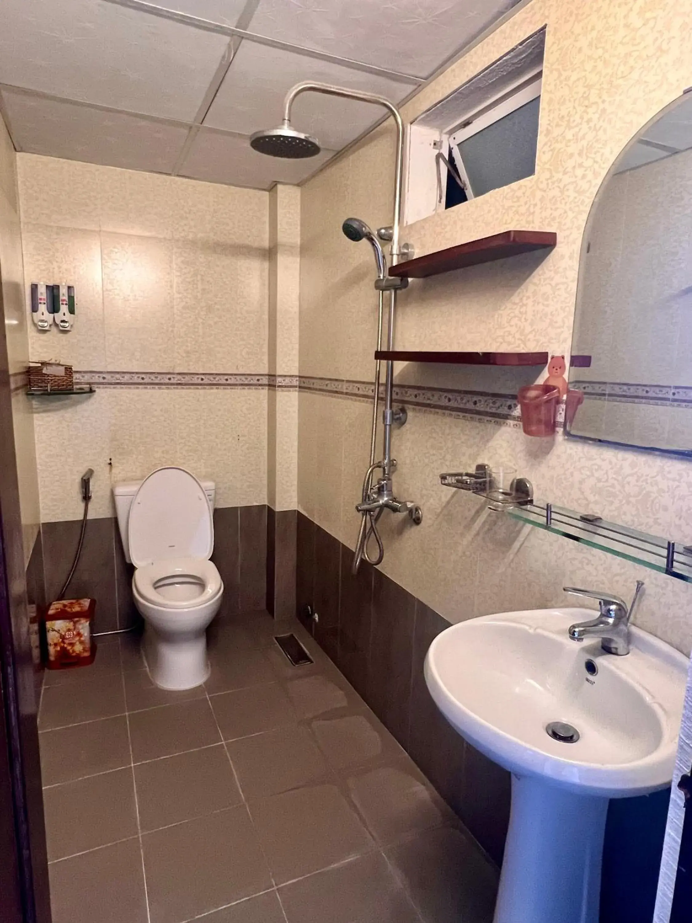 Shower, Bathroom in Hoi An Ngo Homestay